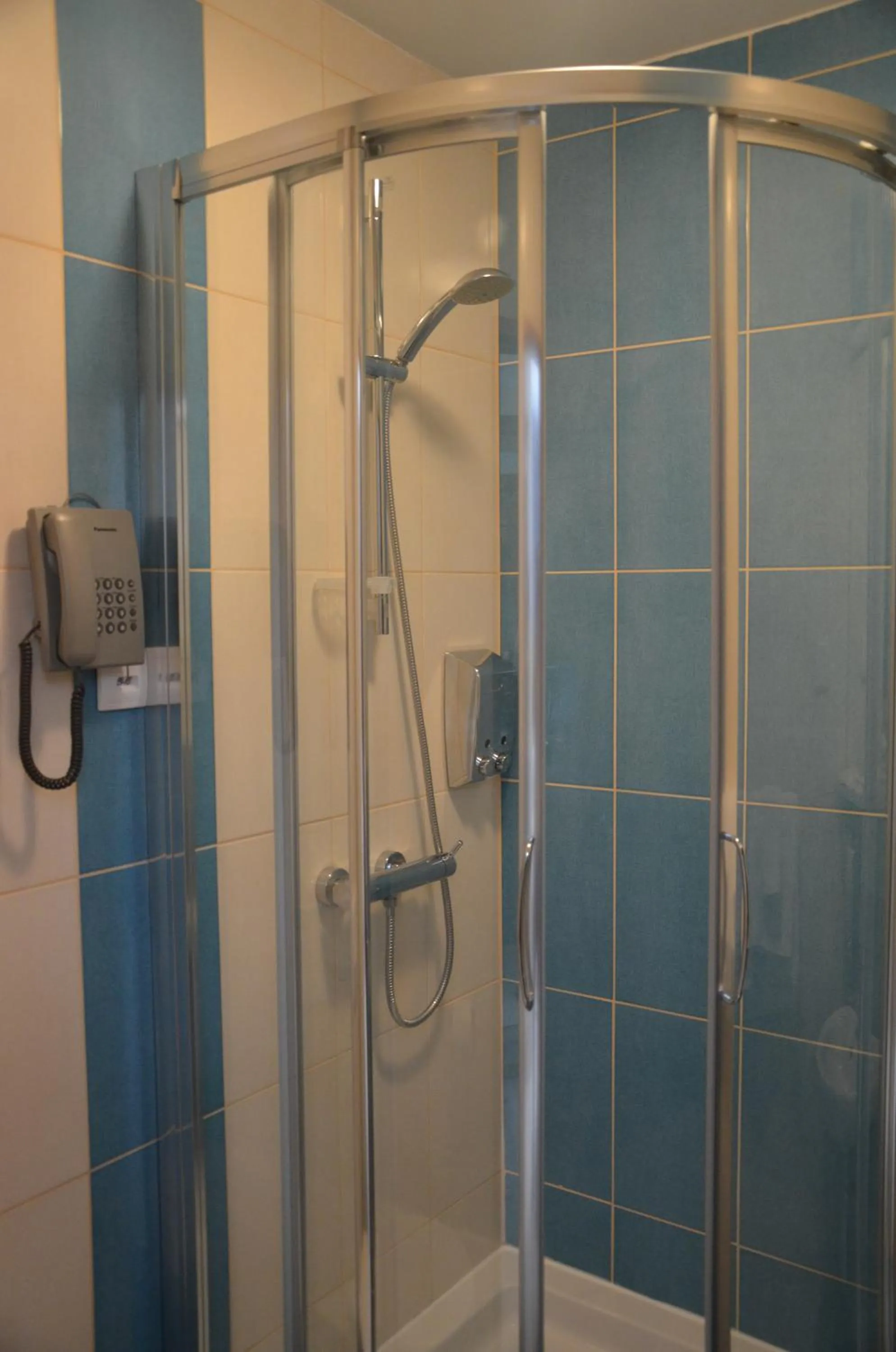 Bathroom in Veliki Garni Hotel