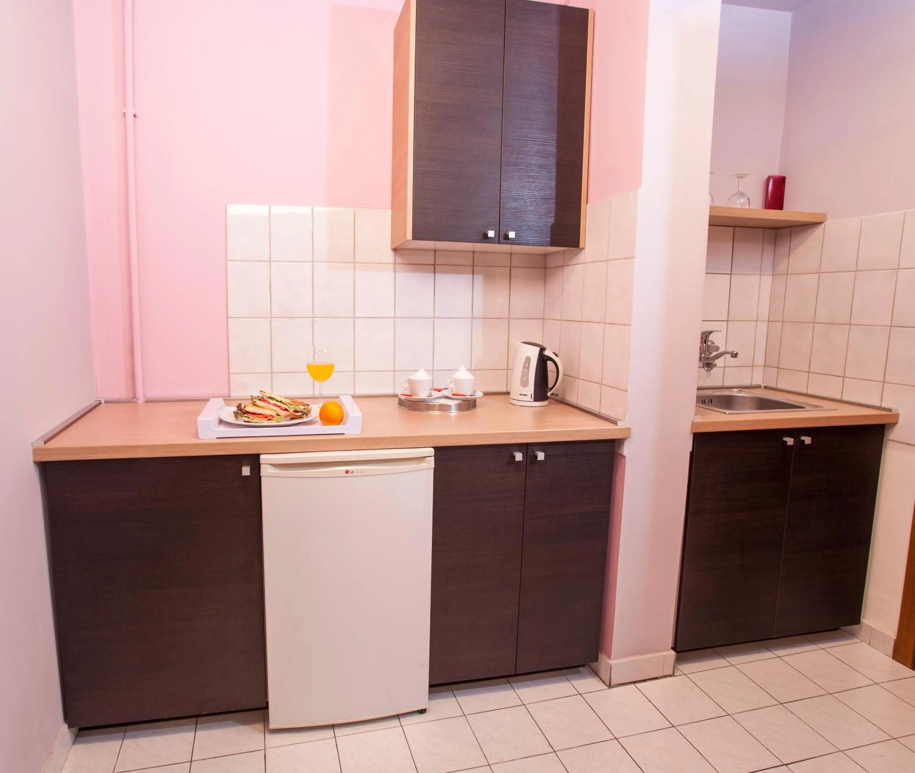 Kitchen or kitchenette in Veliki Garni Hotel