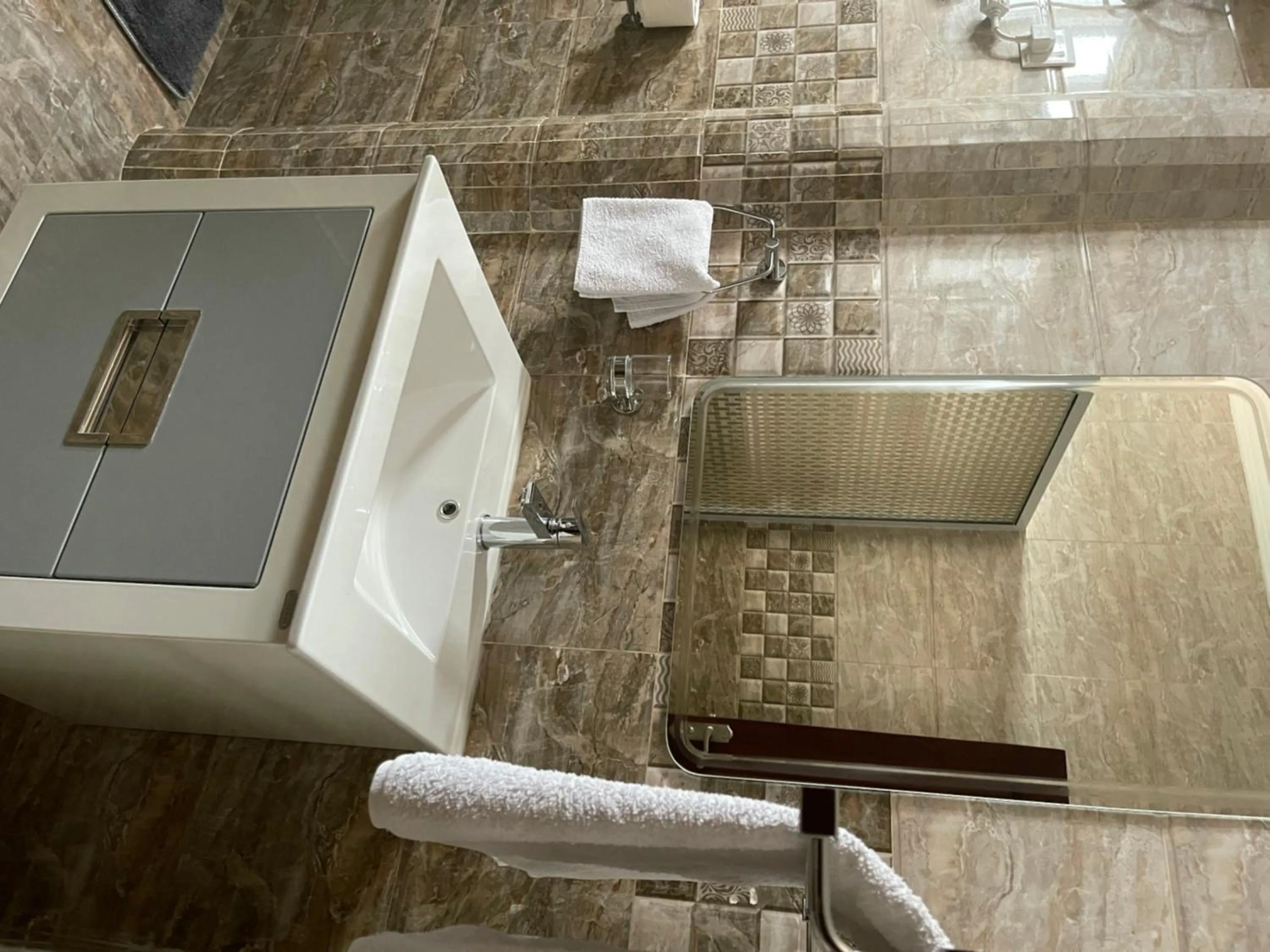 Bathroom in Exotic Palace Hotel