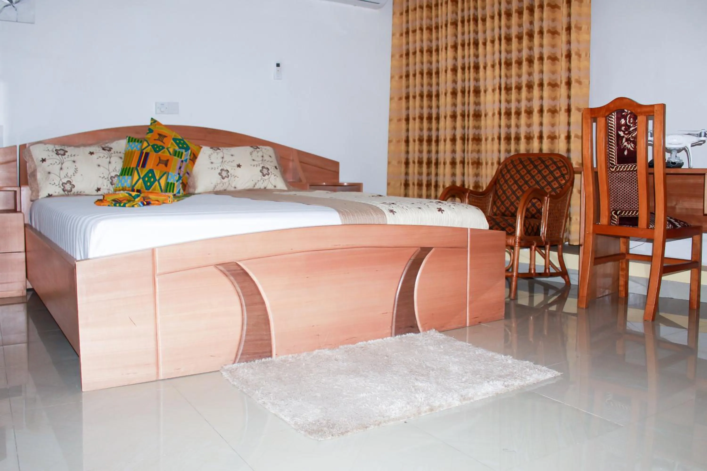 Bed in Exotic Palace Hotel