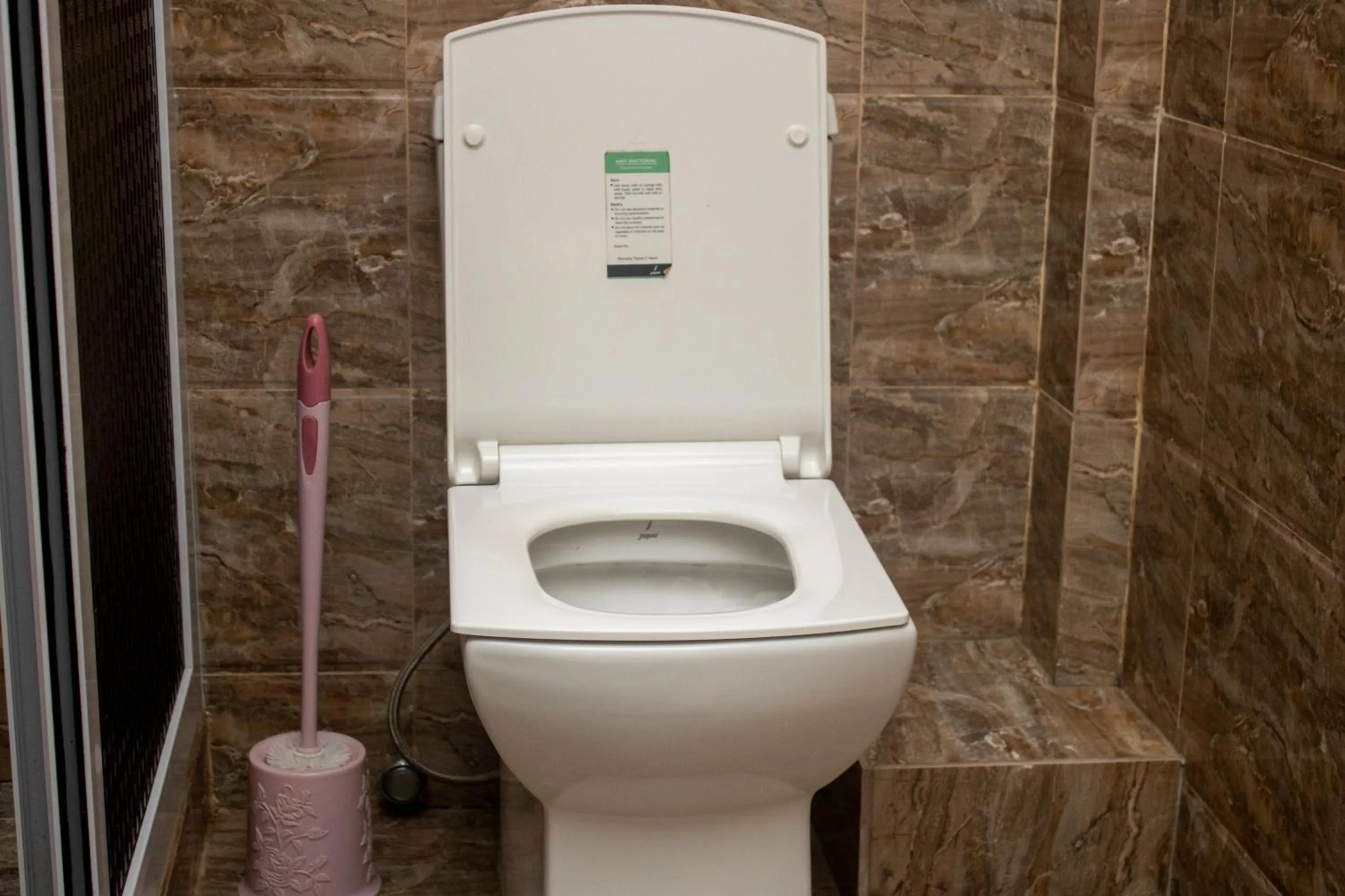 Toilet in Exotic Palace Hotel