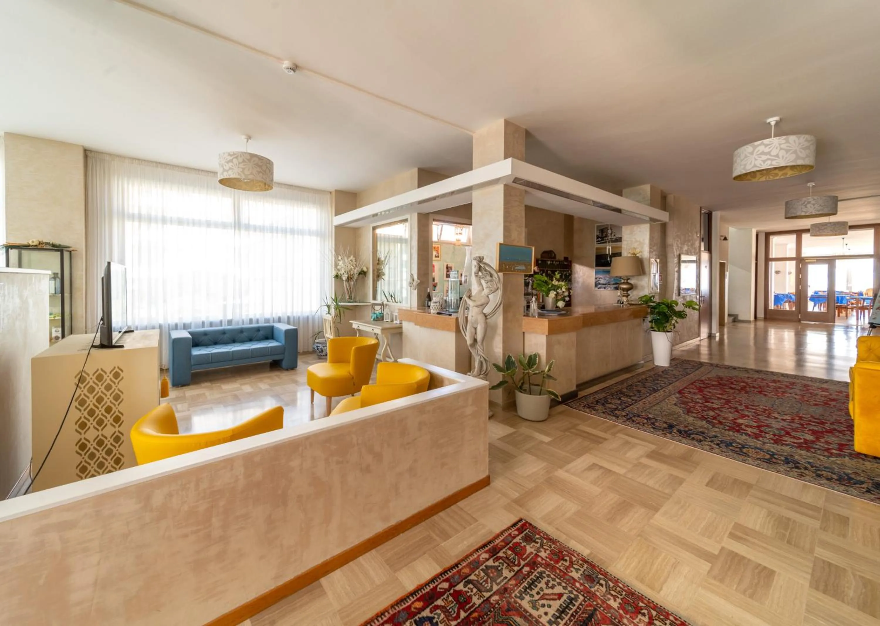 Restaurant/places to eat in Hotel CasaDei