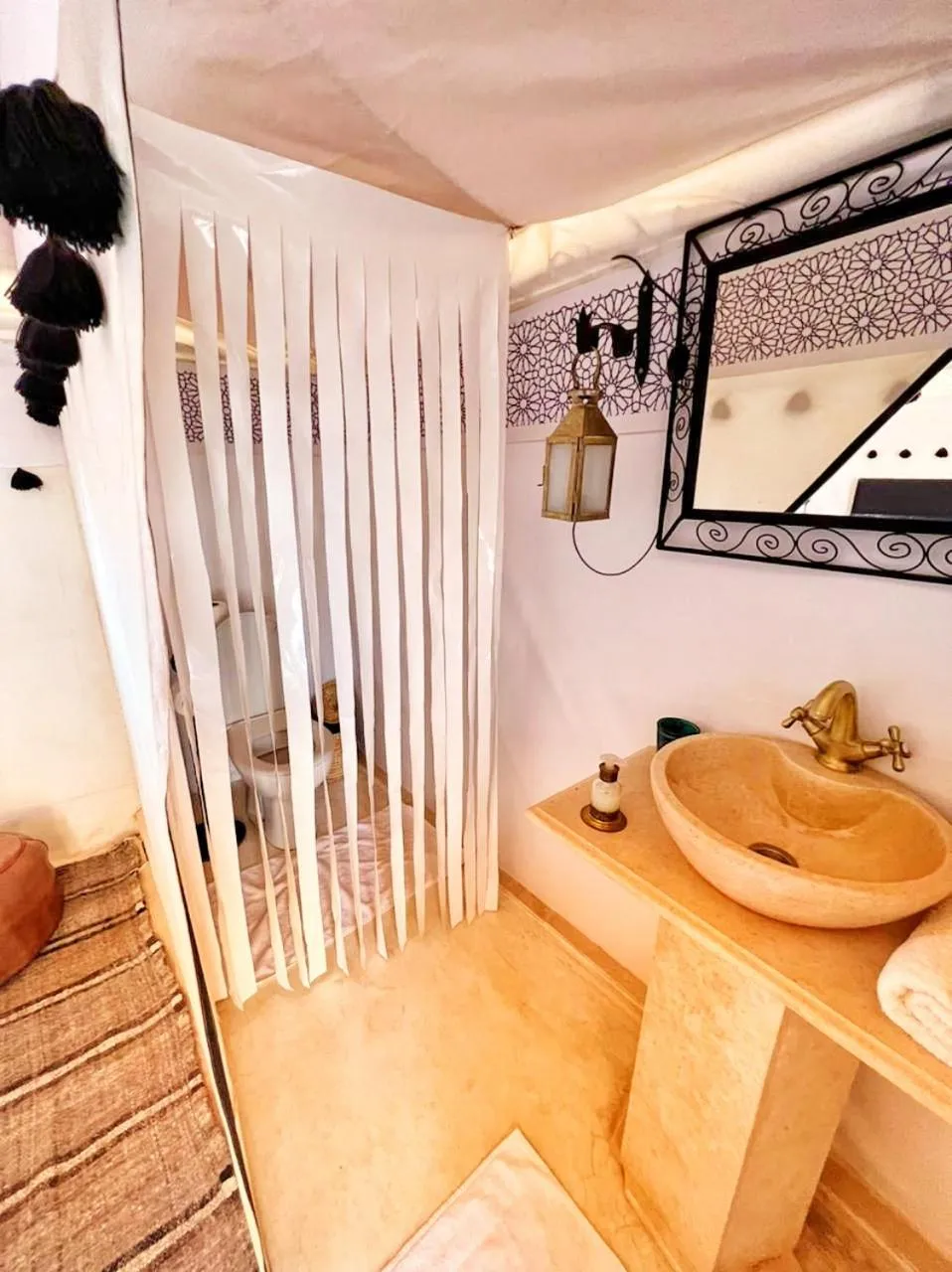 Bathroom in Kasbah Erg Chebbi