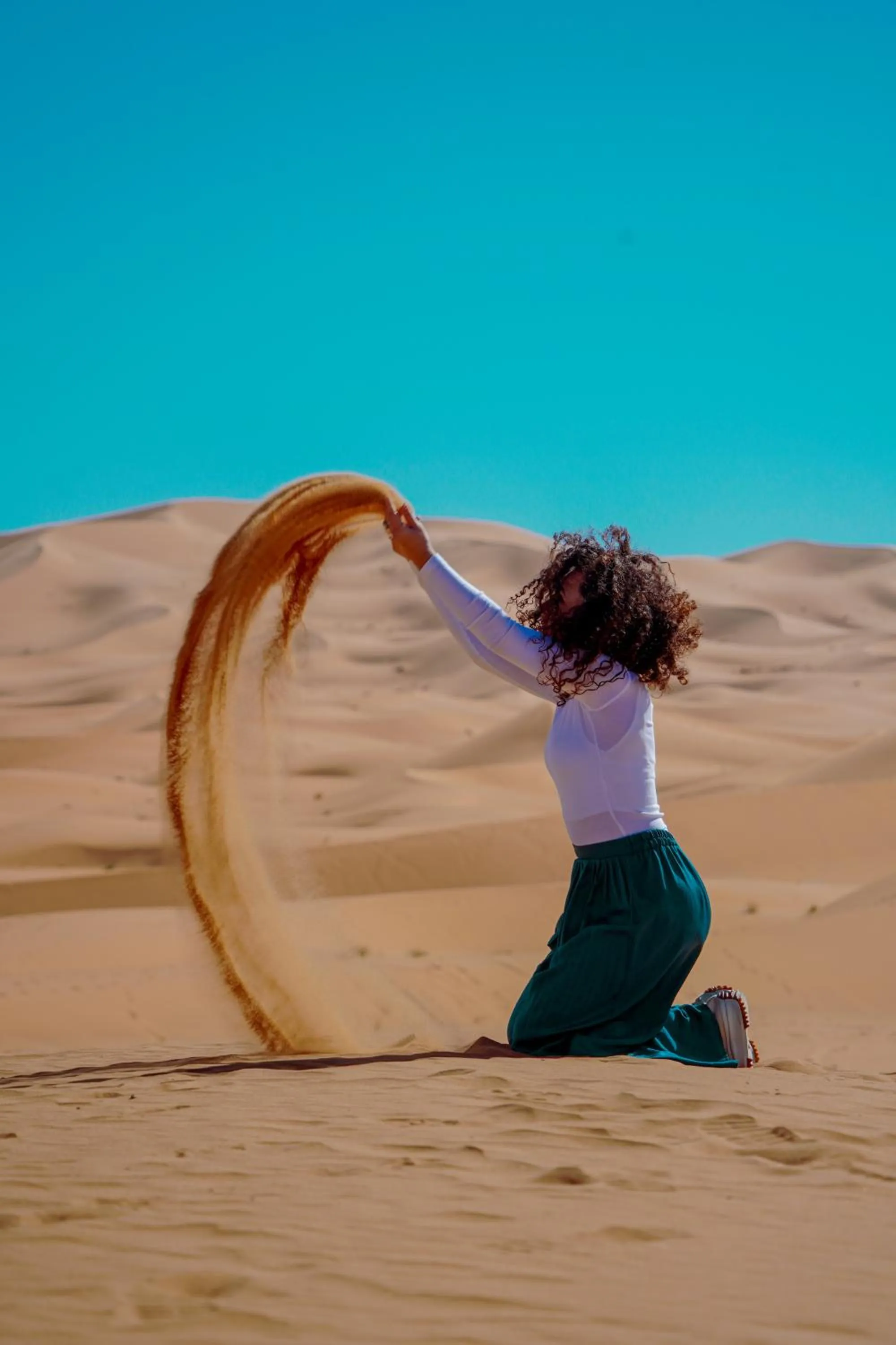 People in Kasbah Erg Chebbi