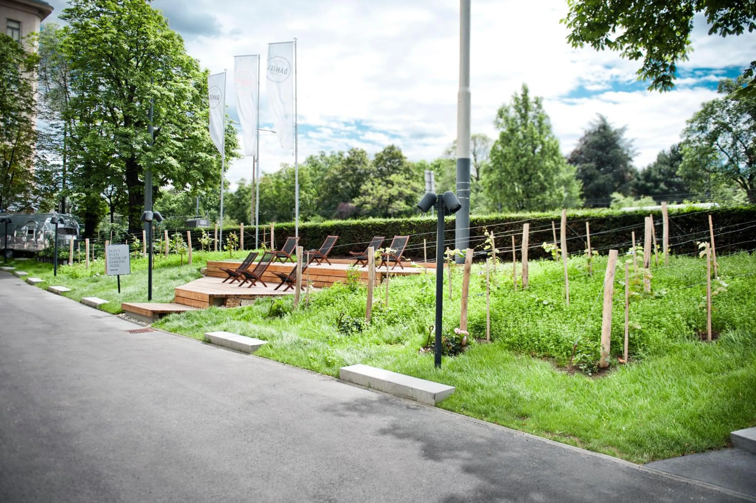 Garden in Hotel Daniel Vienna - Smart Lifestyle Near City Centre