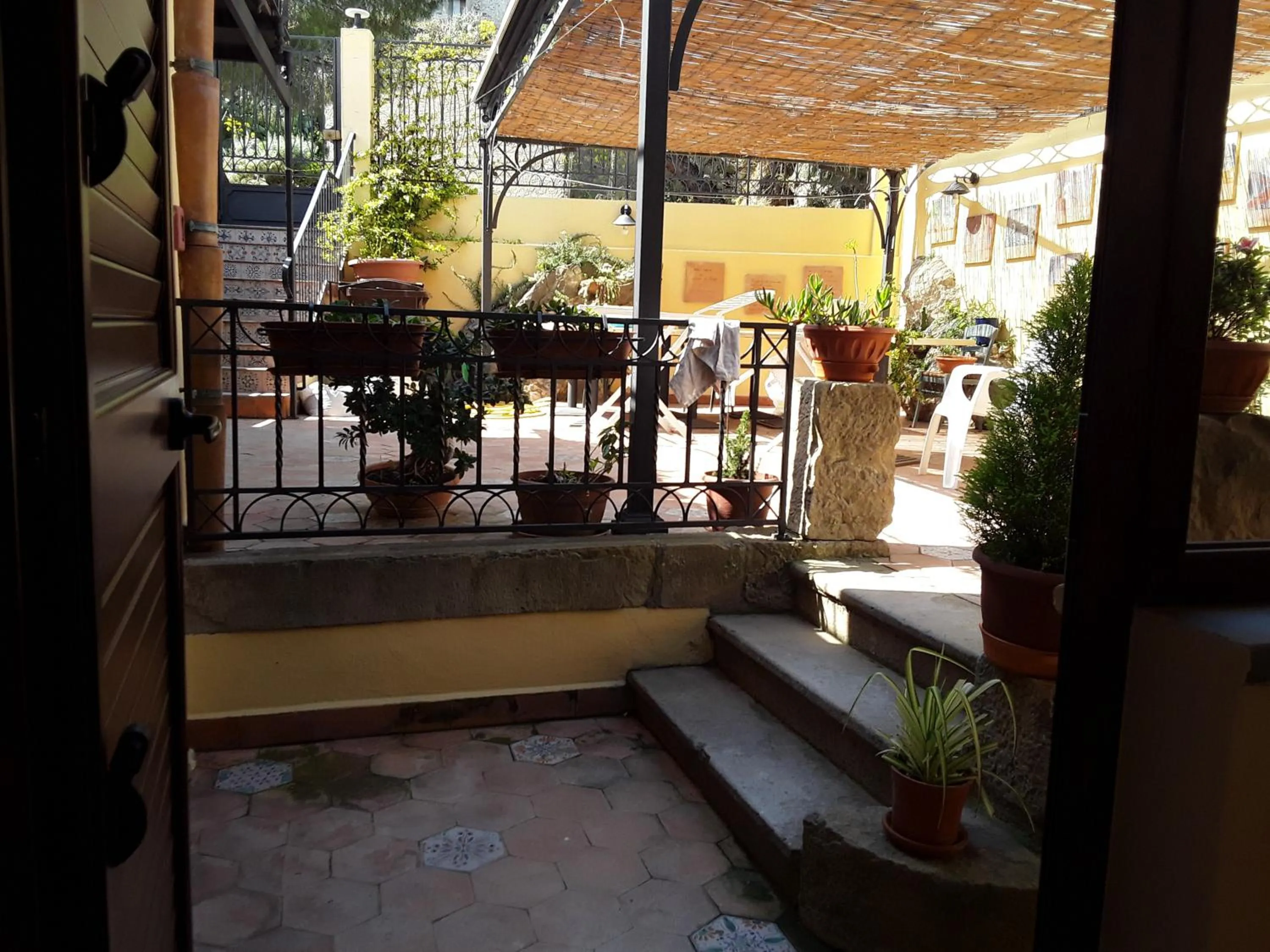 Garden view in Al Castello B&B