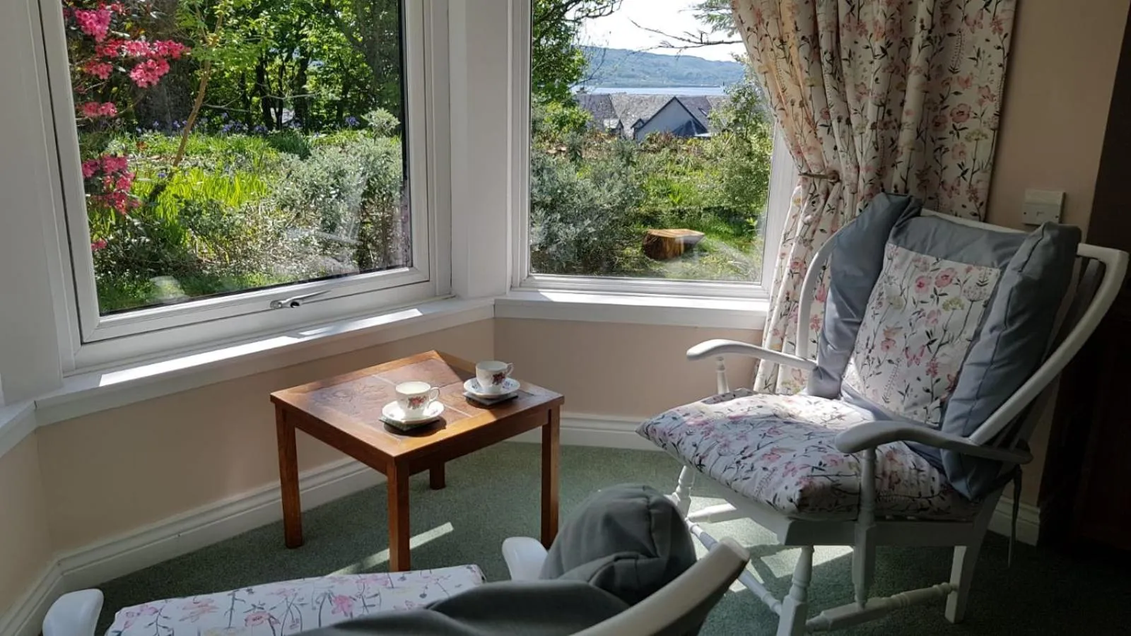 Sea view in The Old Cottage