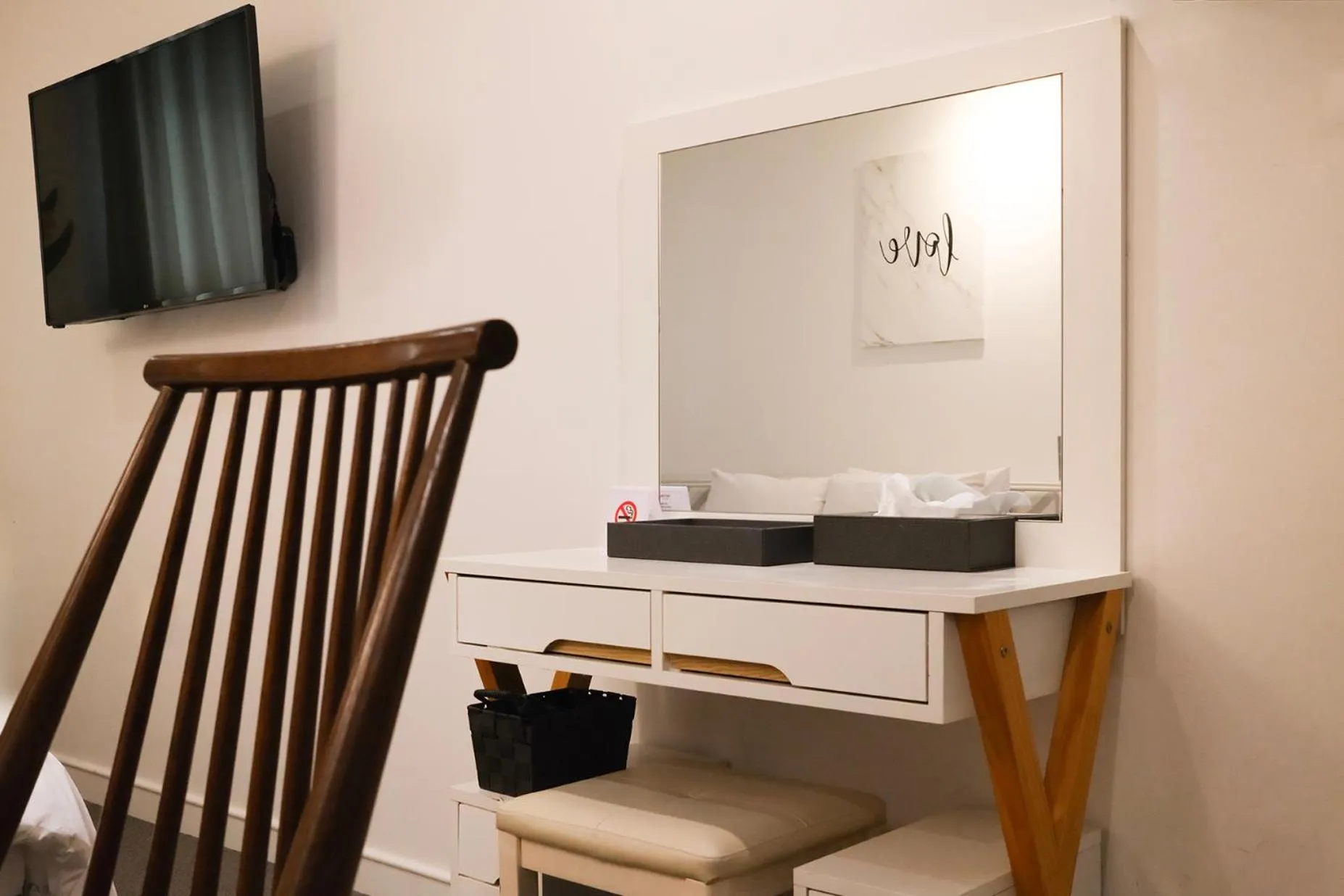 TV and multimedia in 호텔 인썸니아 Hotel Insomnia 失眠酒店