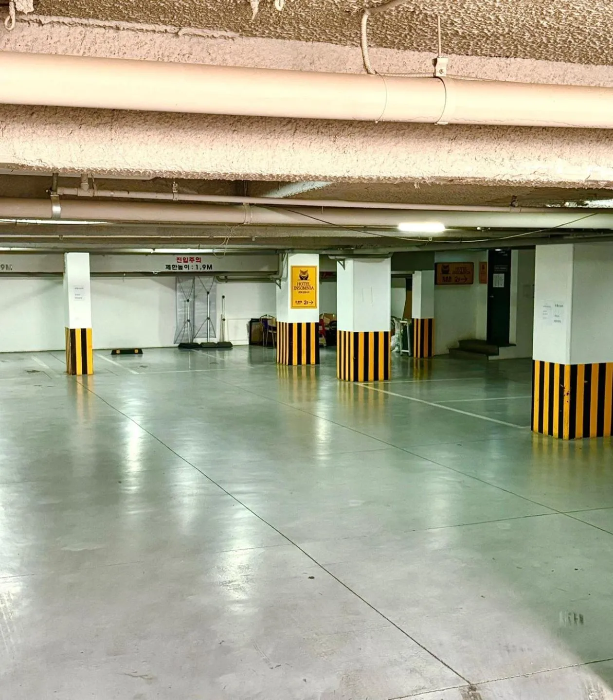 Parking in 호텔 인썸니아 Hotel Insomnia 失眠酒店