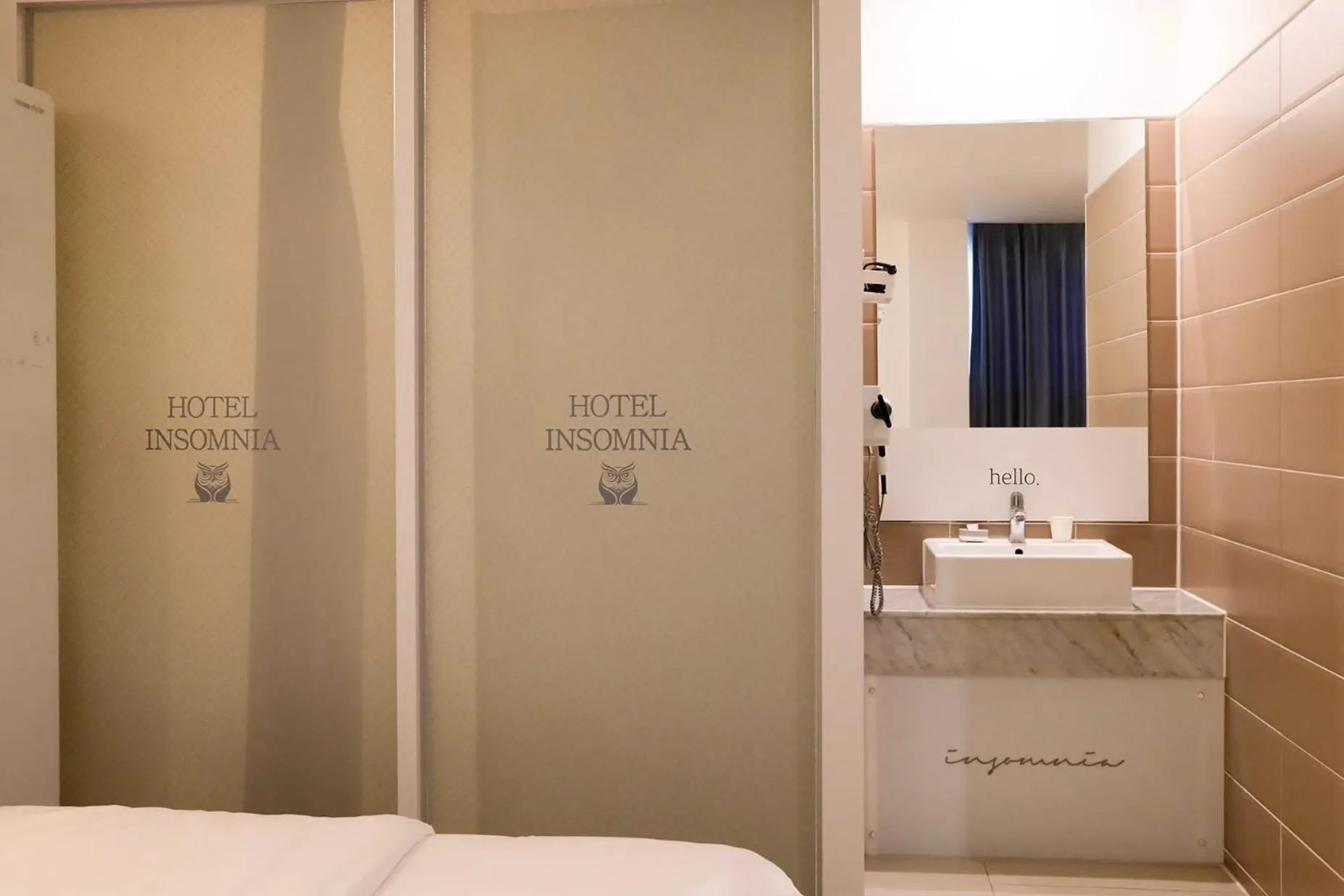 Shower in 호텔 인썸니아 Hotel Insomnia 失眠酒店