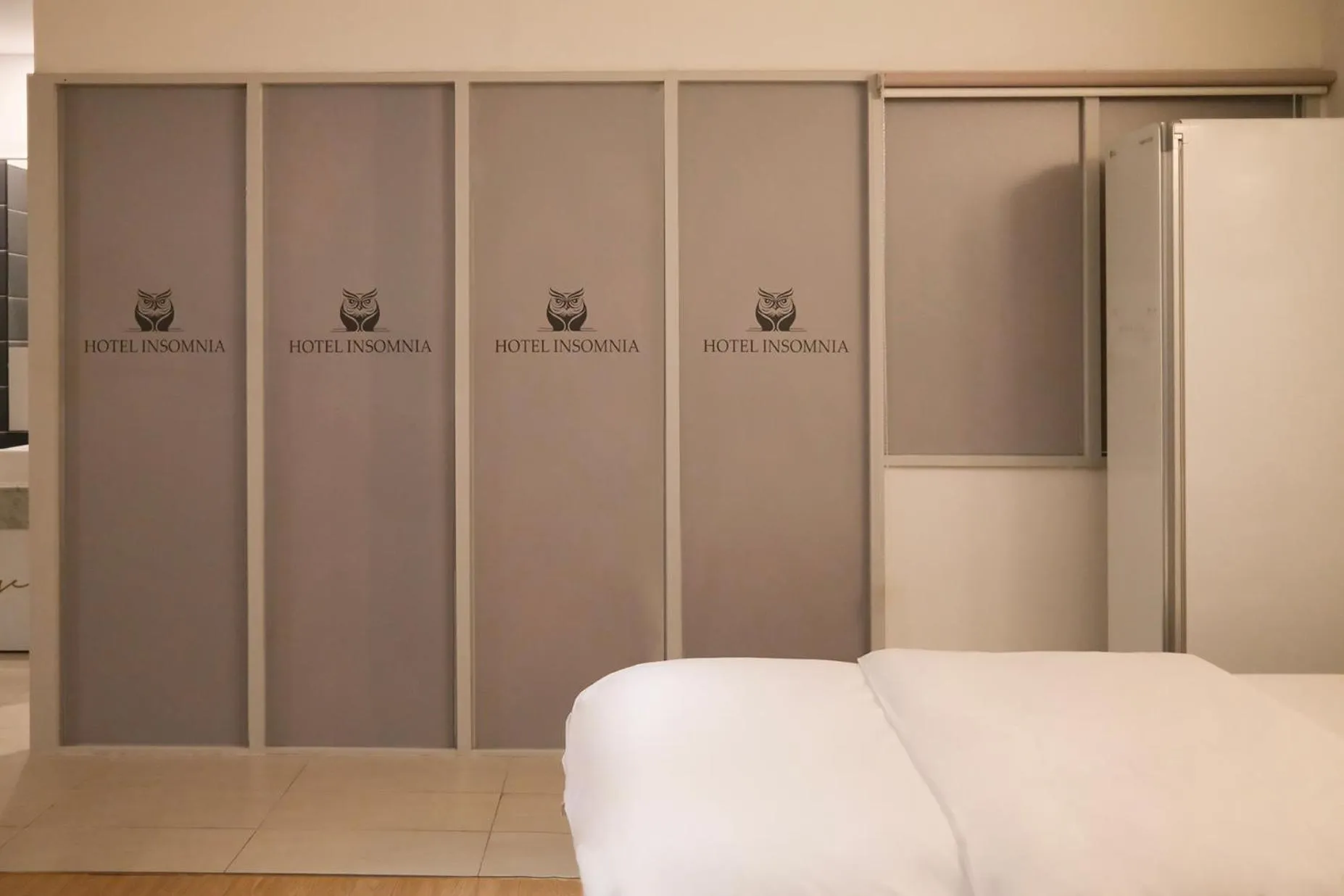 Toilet, Bed in 호텔 인썸니아 Hotel Insomnia 失眠酒店