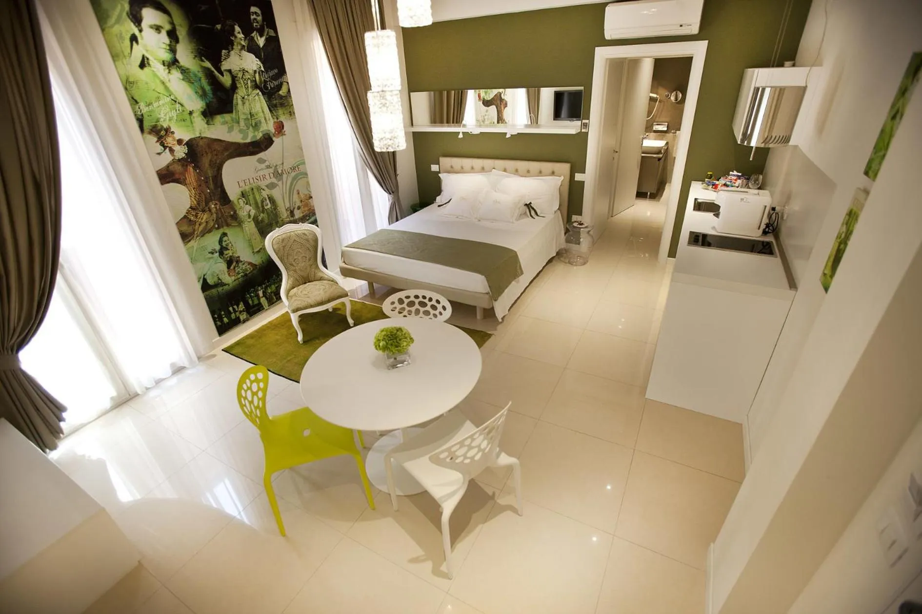 Photo of the whole room, Bed in Opera Relais De Charme - Aparthotel