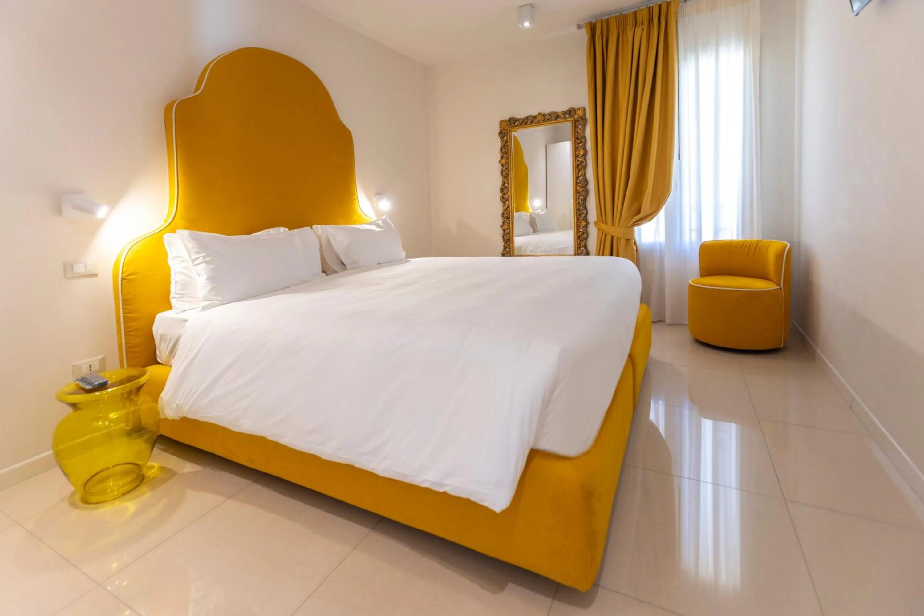 Bedroom, Bed in Opera Relais De Charme - Aparthotel