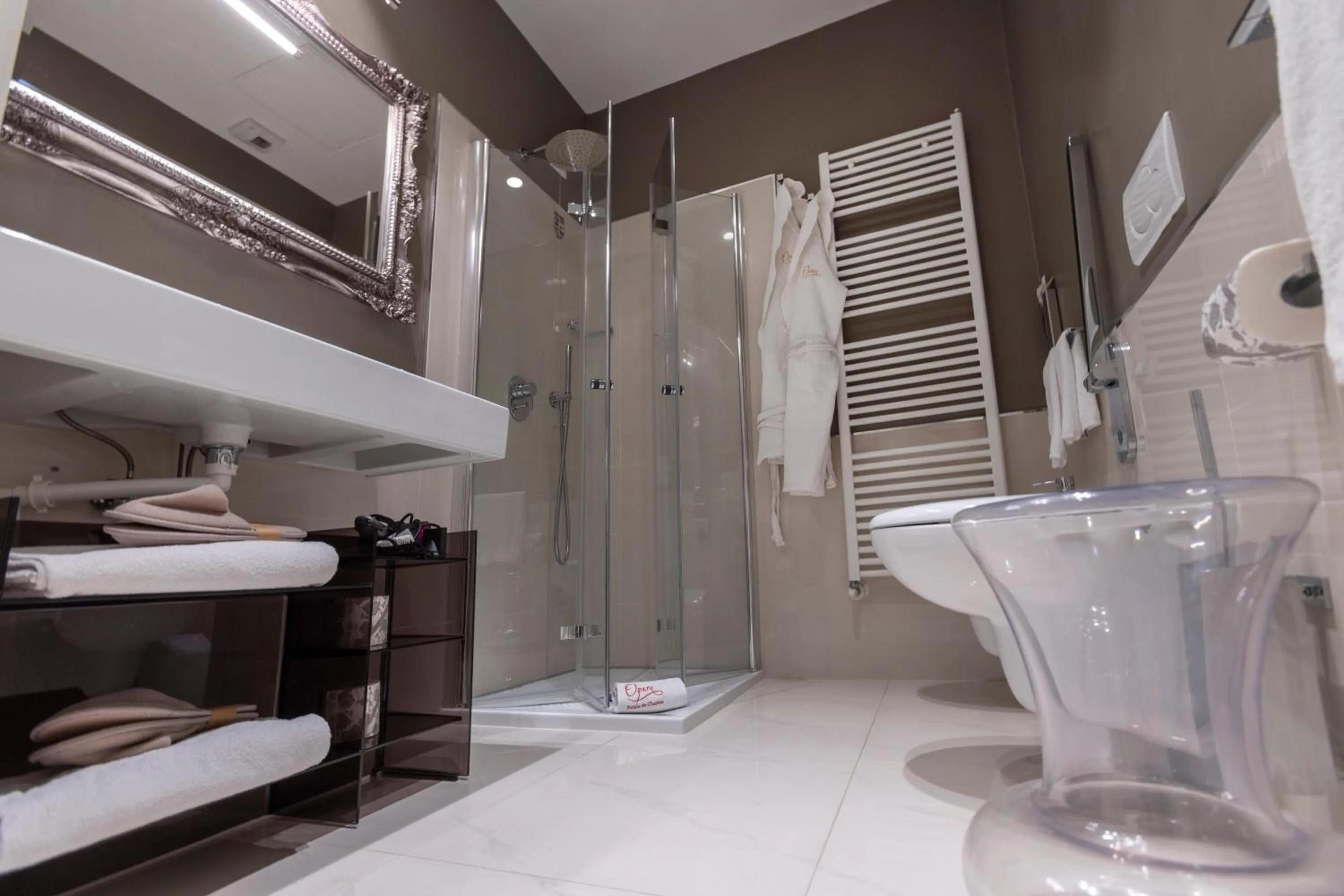 Bathroom in Opera Relais De Charme - Aparthotel