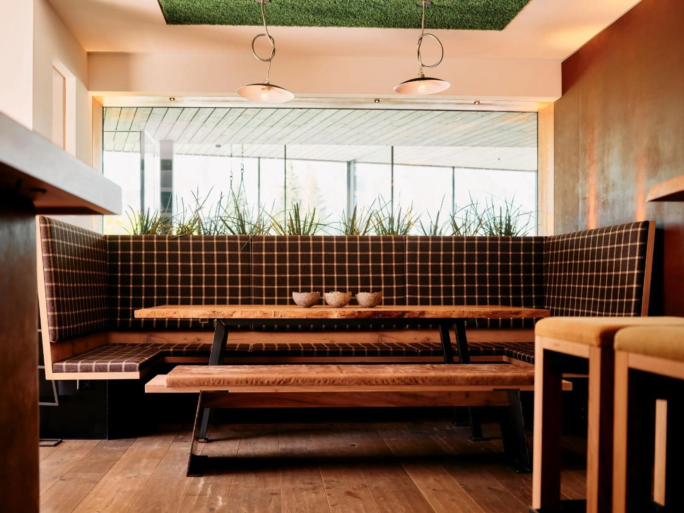 Restaurant/places to eat in ARX Guesthouse