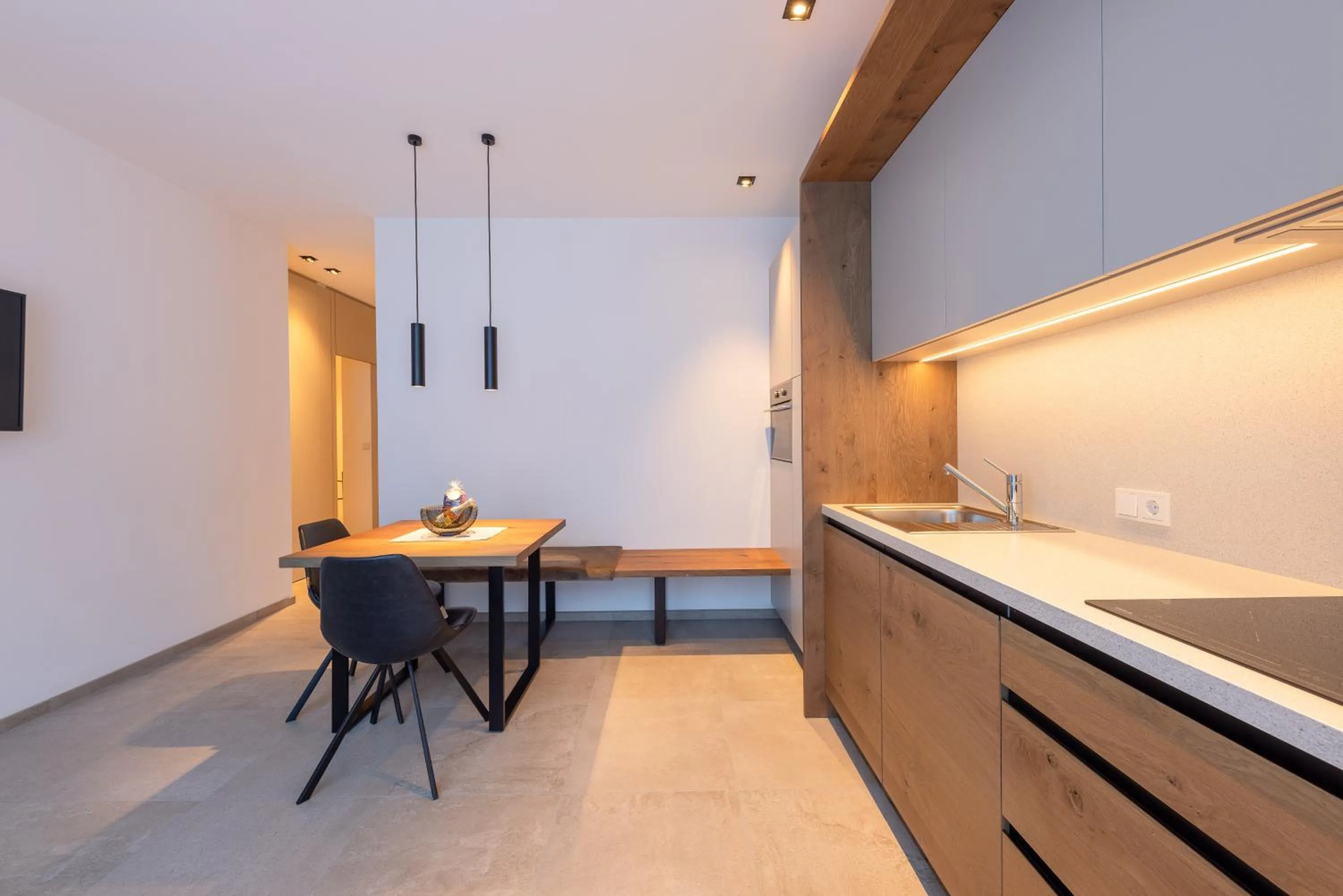 Kitchen or kitchenette in Max Mountain Apartments
