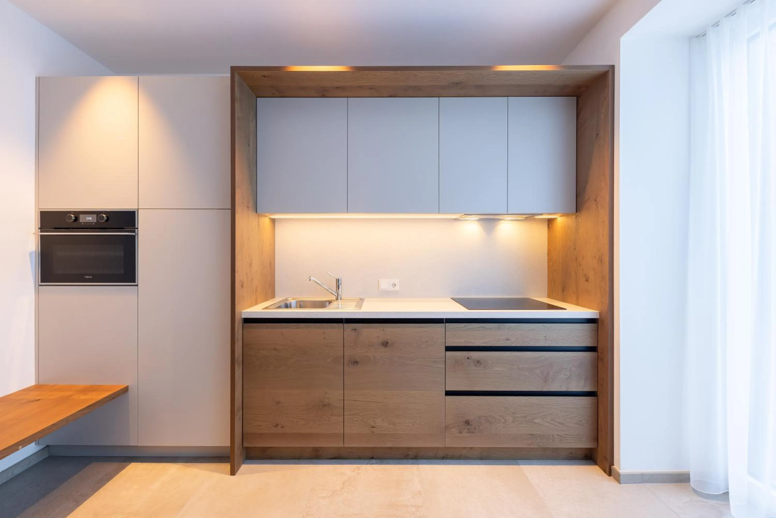 Kitchen or kitchenette in Max Mountain Apartments