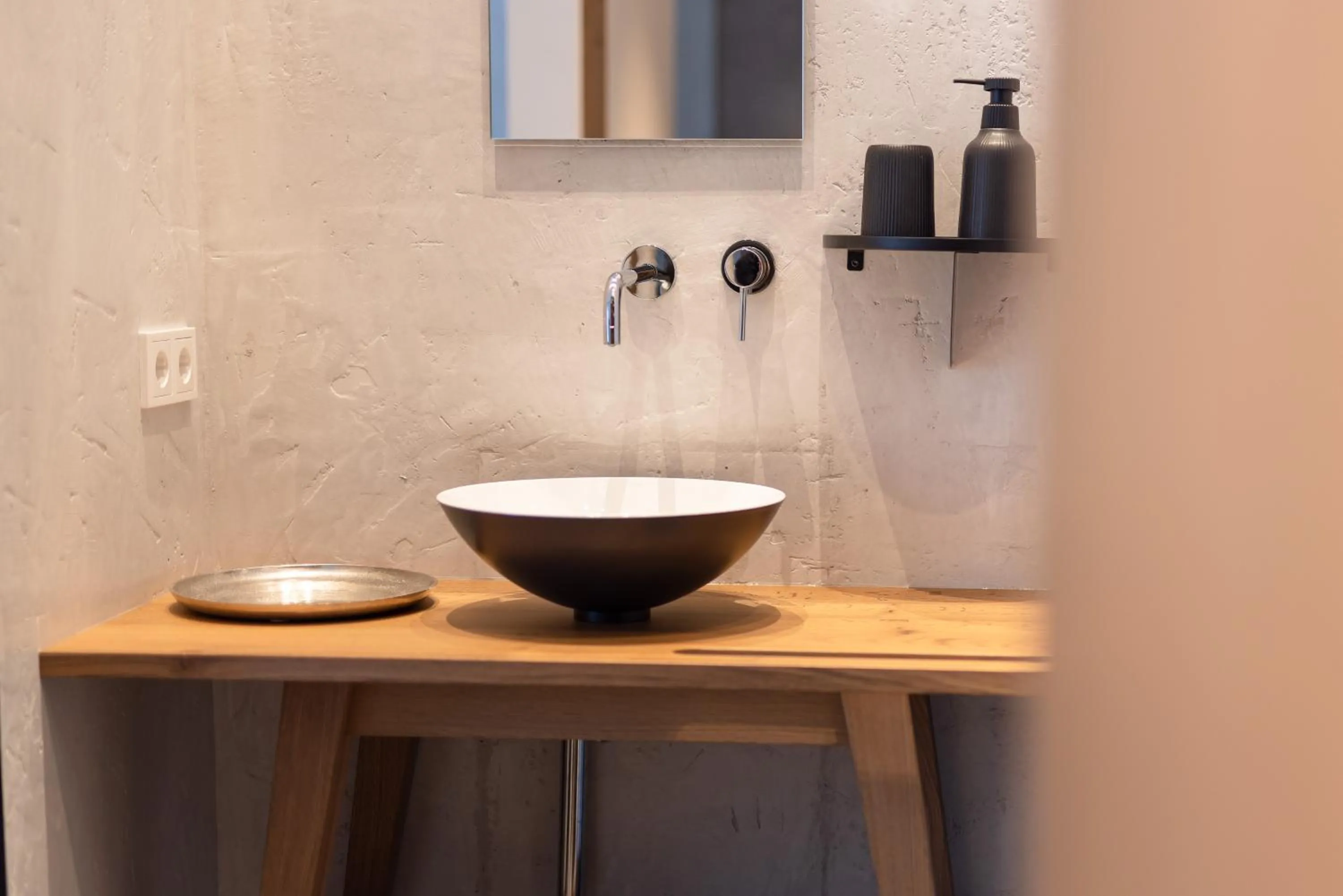 Bedroom in Max Mountain Apartments