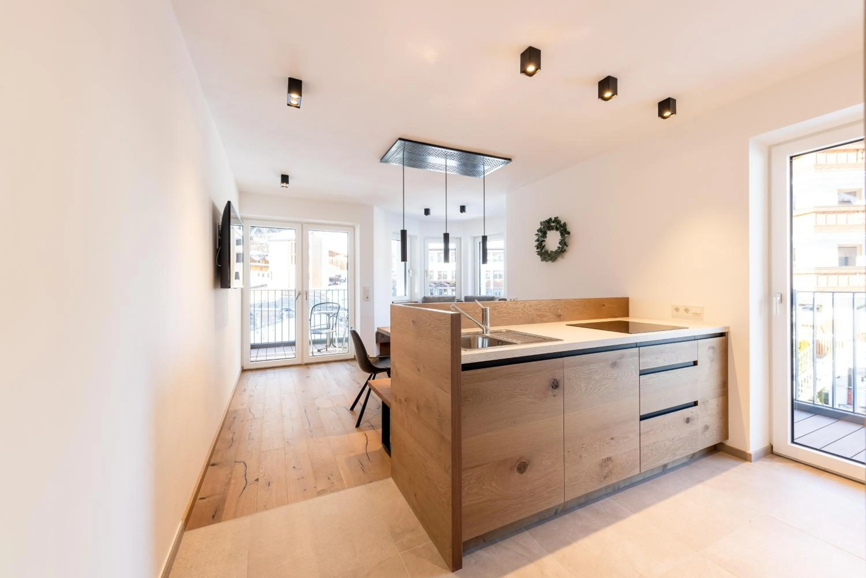 Kitchen or kitchenette in Max Mountain Apartments