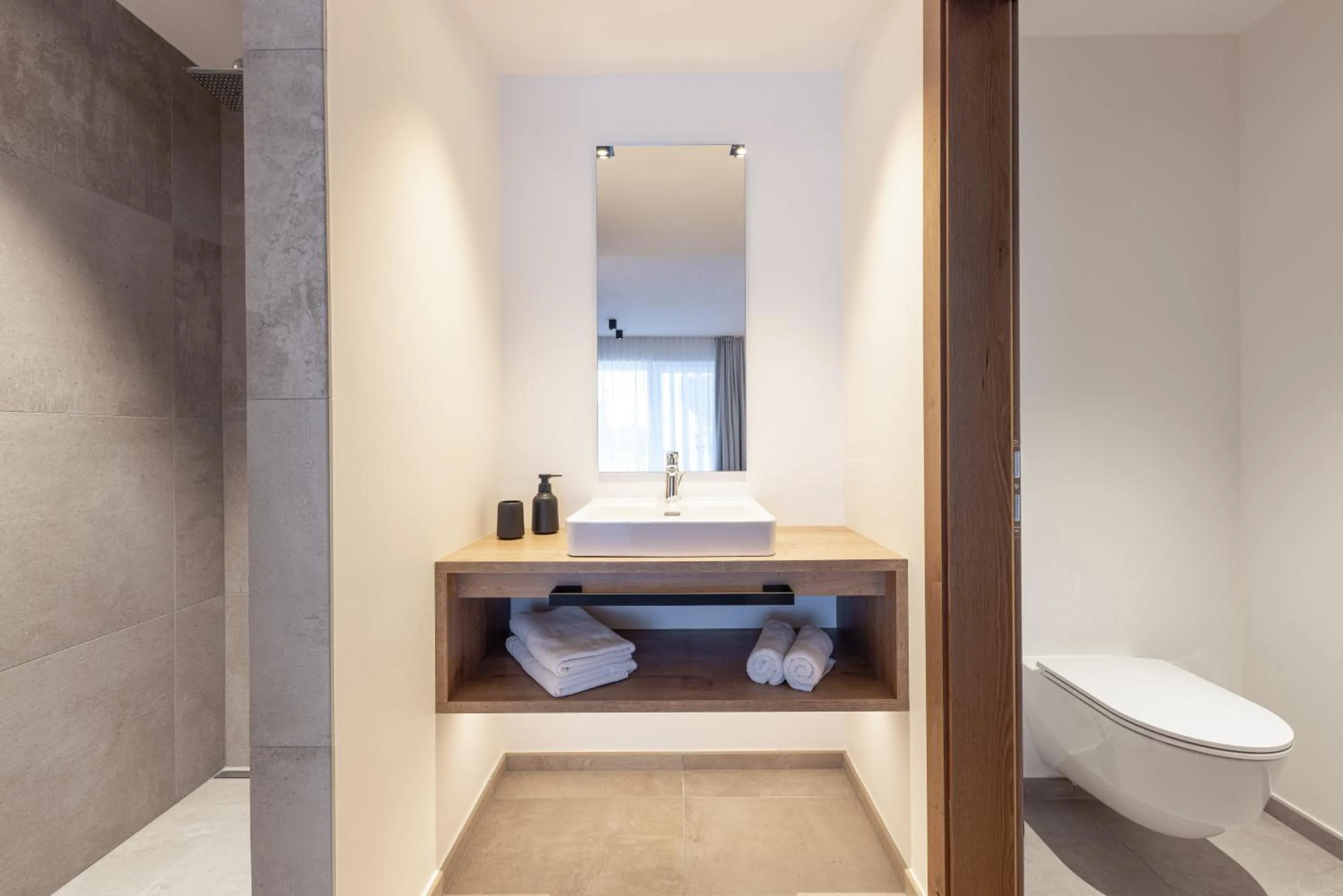 Bathroom in Max Mountain Apartments