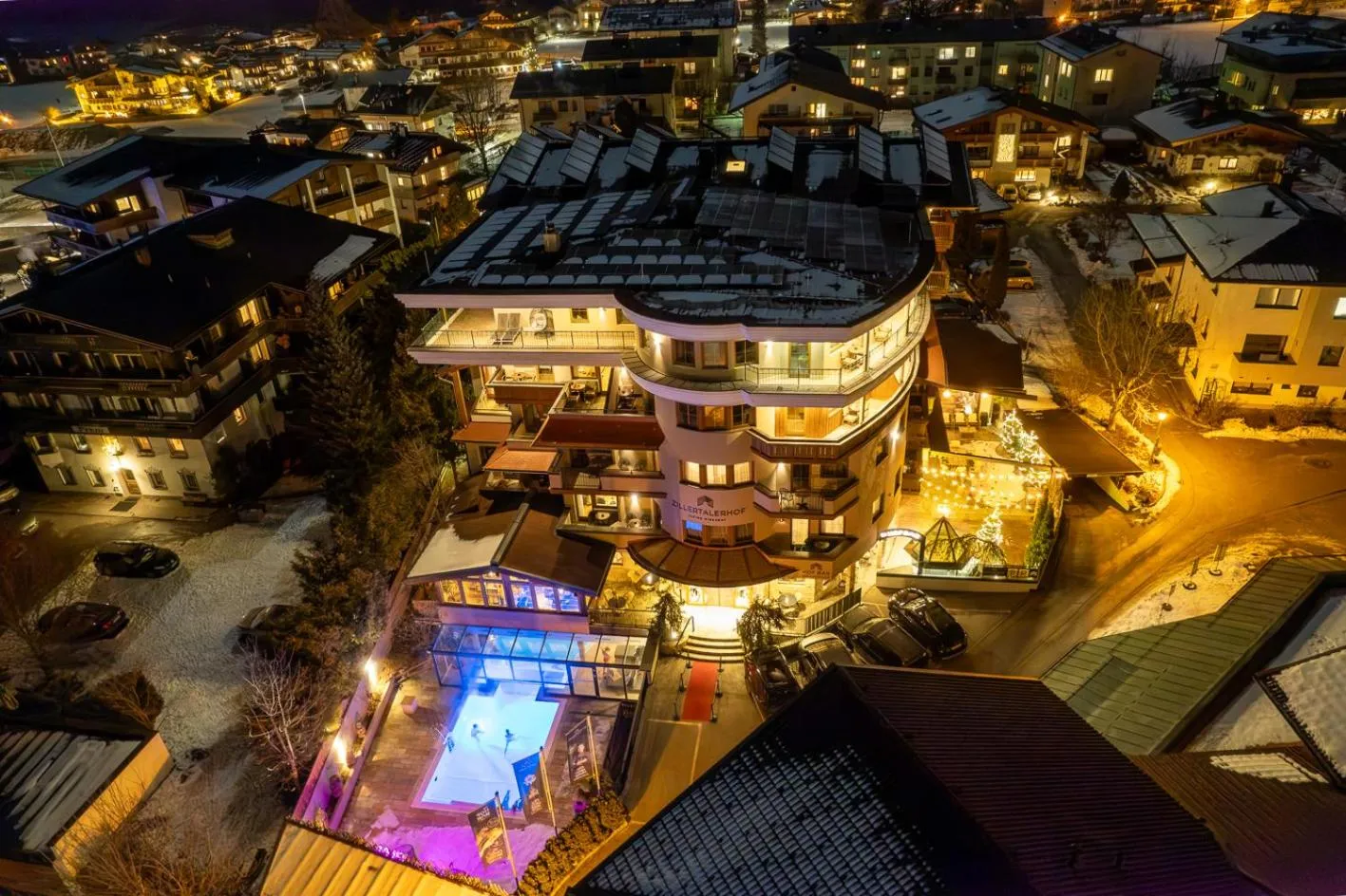 Property building in Alpine Hideaway ZILLERTALERHOF - 4 Sterne Superior