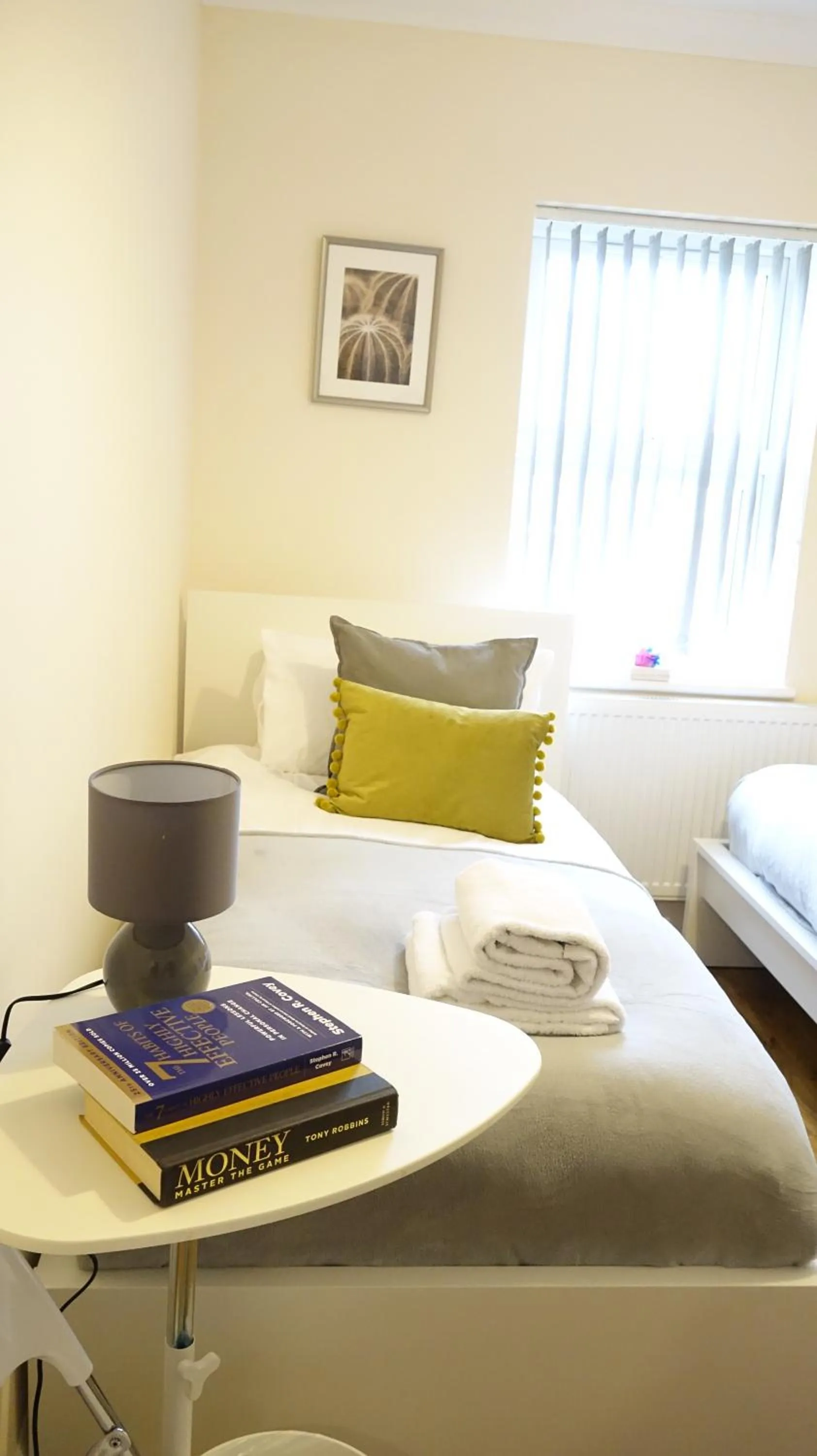 Bedroom, Bed in Heathrow Ensuite Rooms- Auto check in