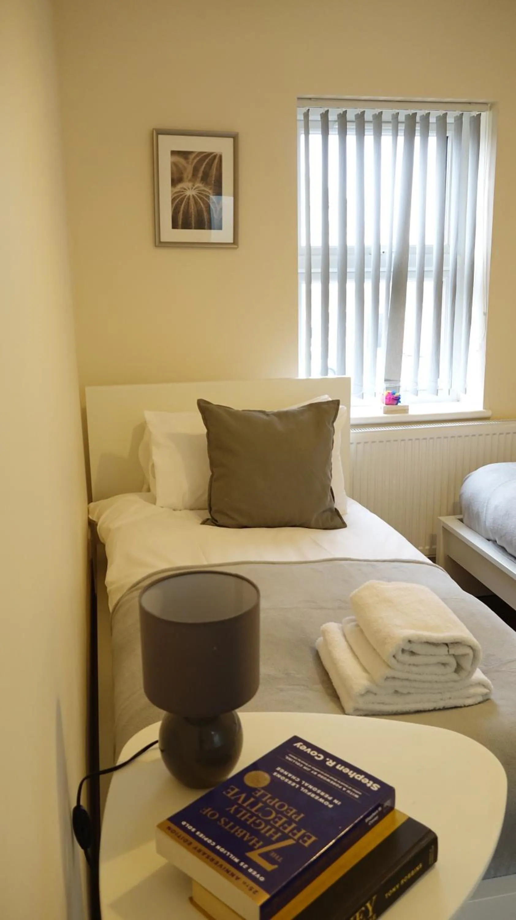 Bedroom, Bed in Heathrow Ensuite Rooms- Auto check in