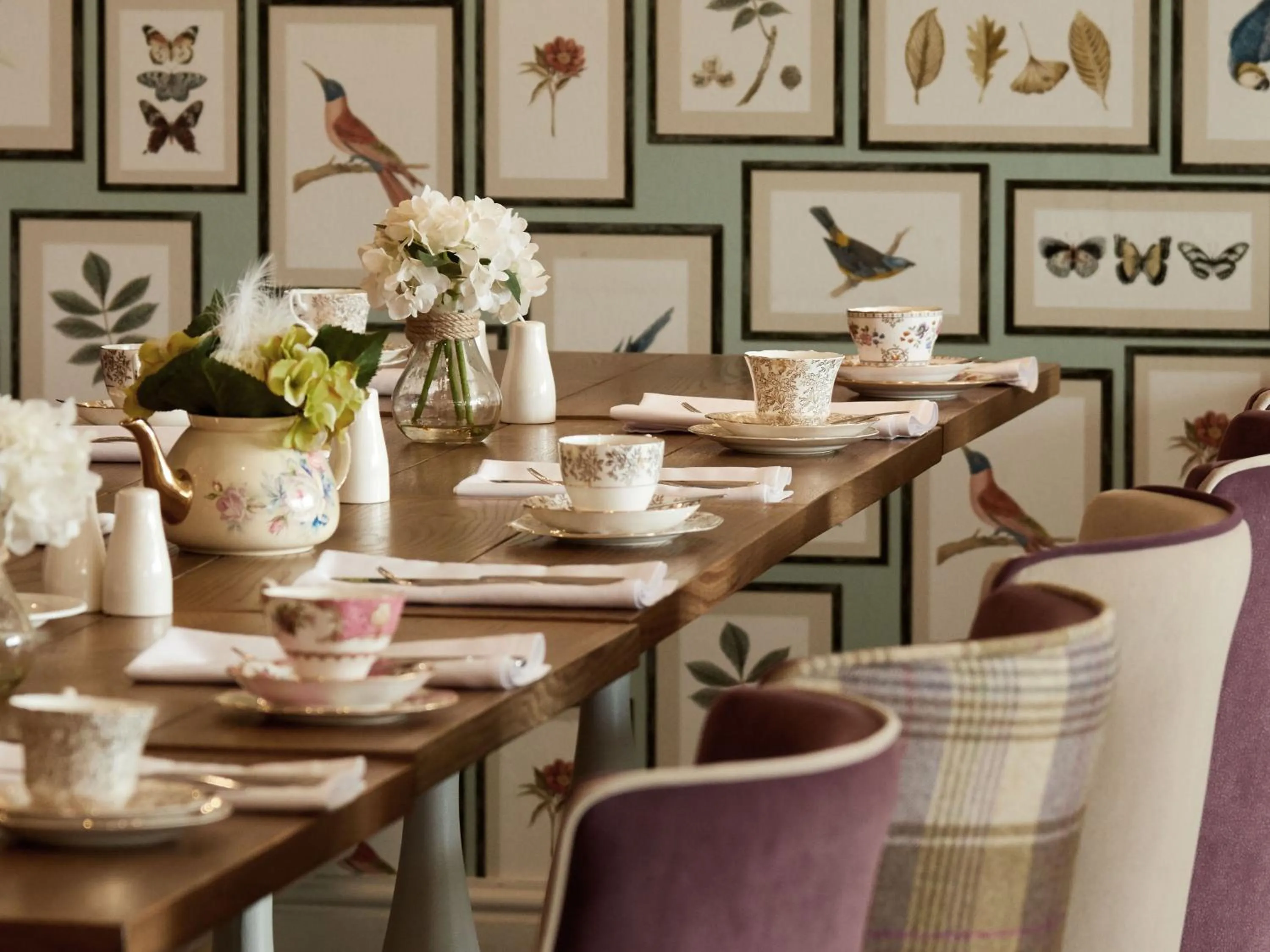 Restaurant/places to eat in Horsley Lodge