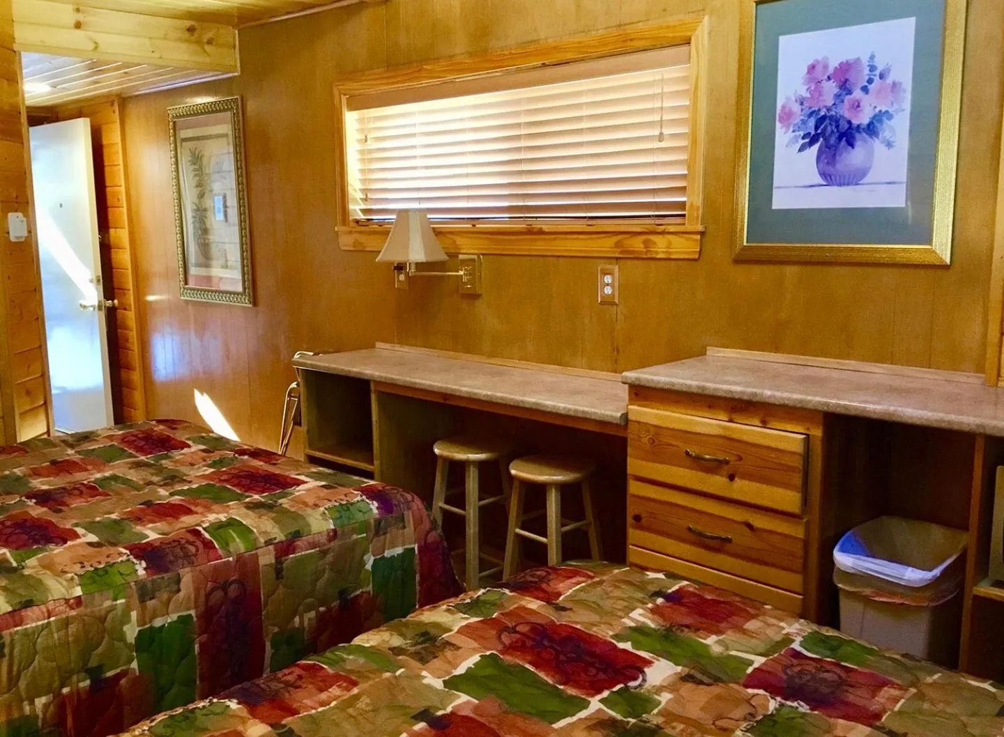 Bed in Giant Oaks Lodge