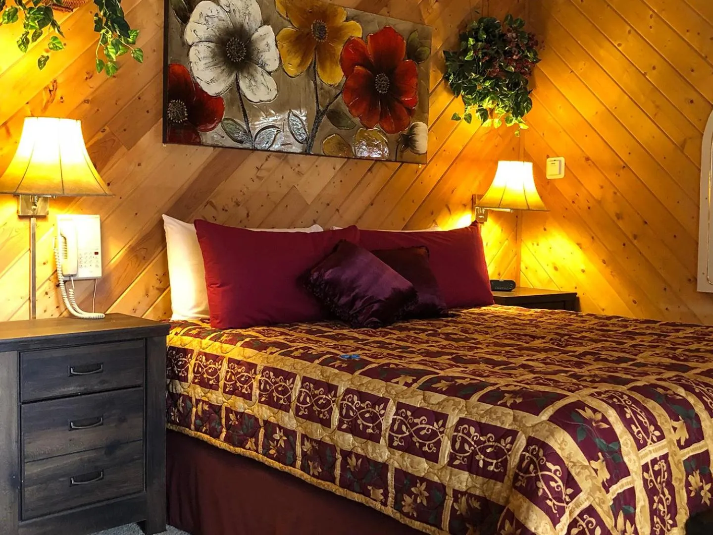 Bed in Giant Oaks Lodge