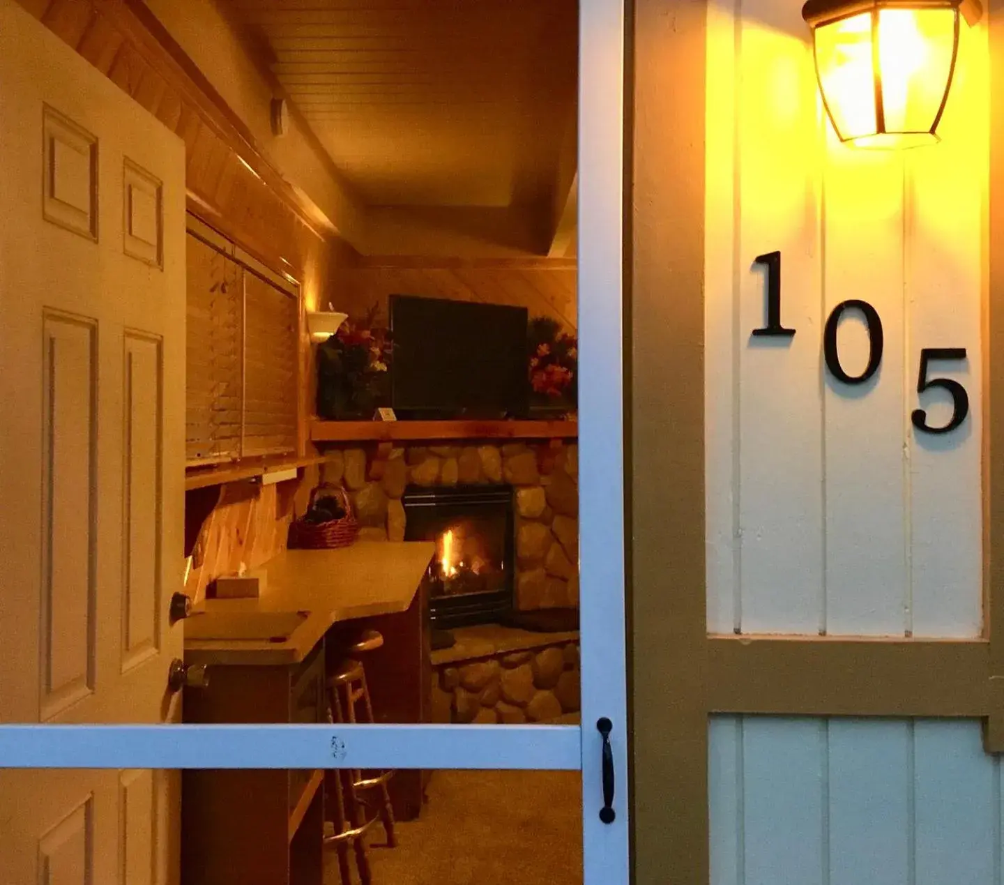 Deluxe Double Room in Giant Oaks Lodge Deluxe Double Room in Giant Oaks Lodge