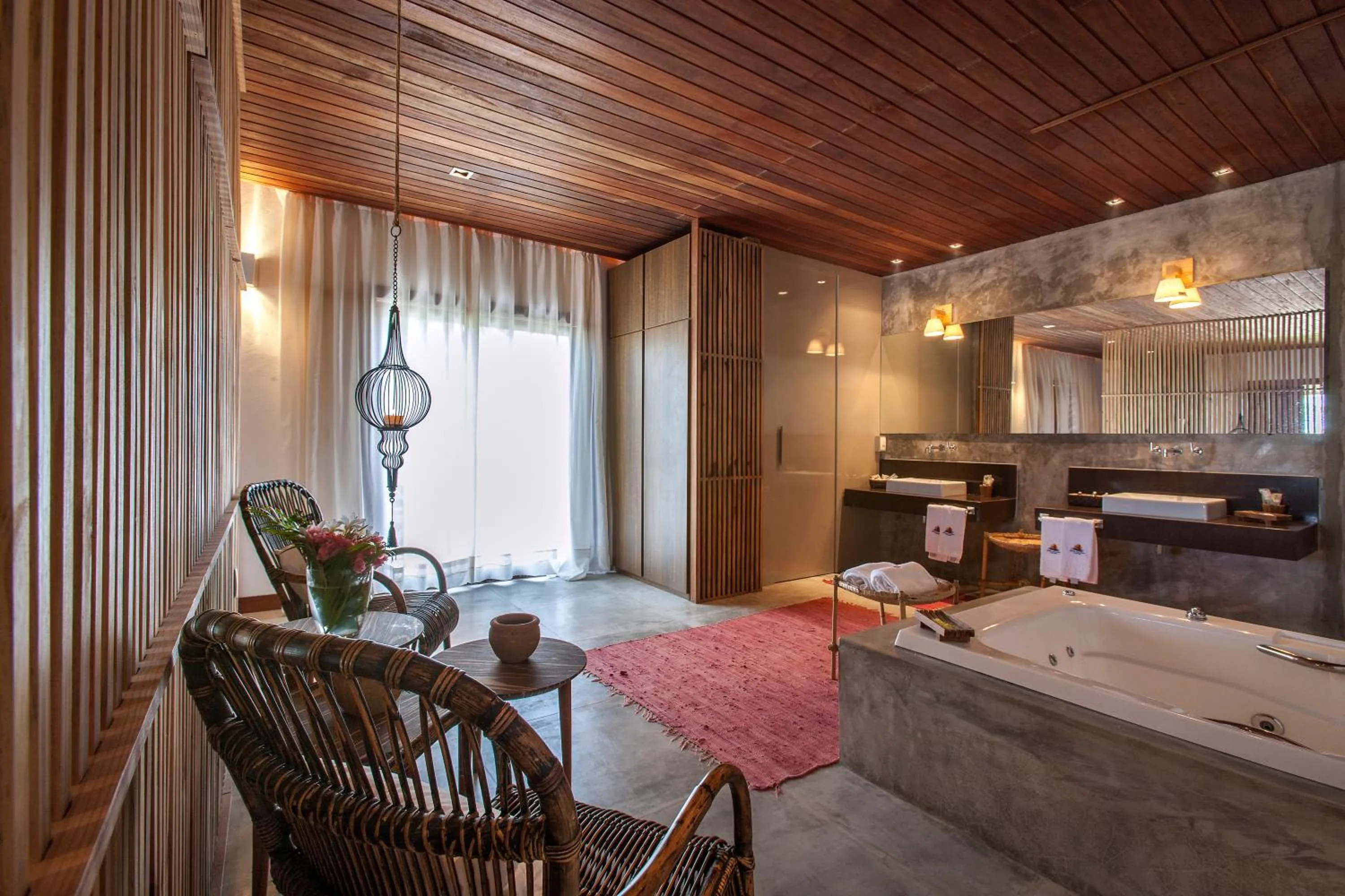 Hot Tub in Hotel Villaggio Tudo Bom