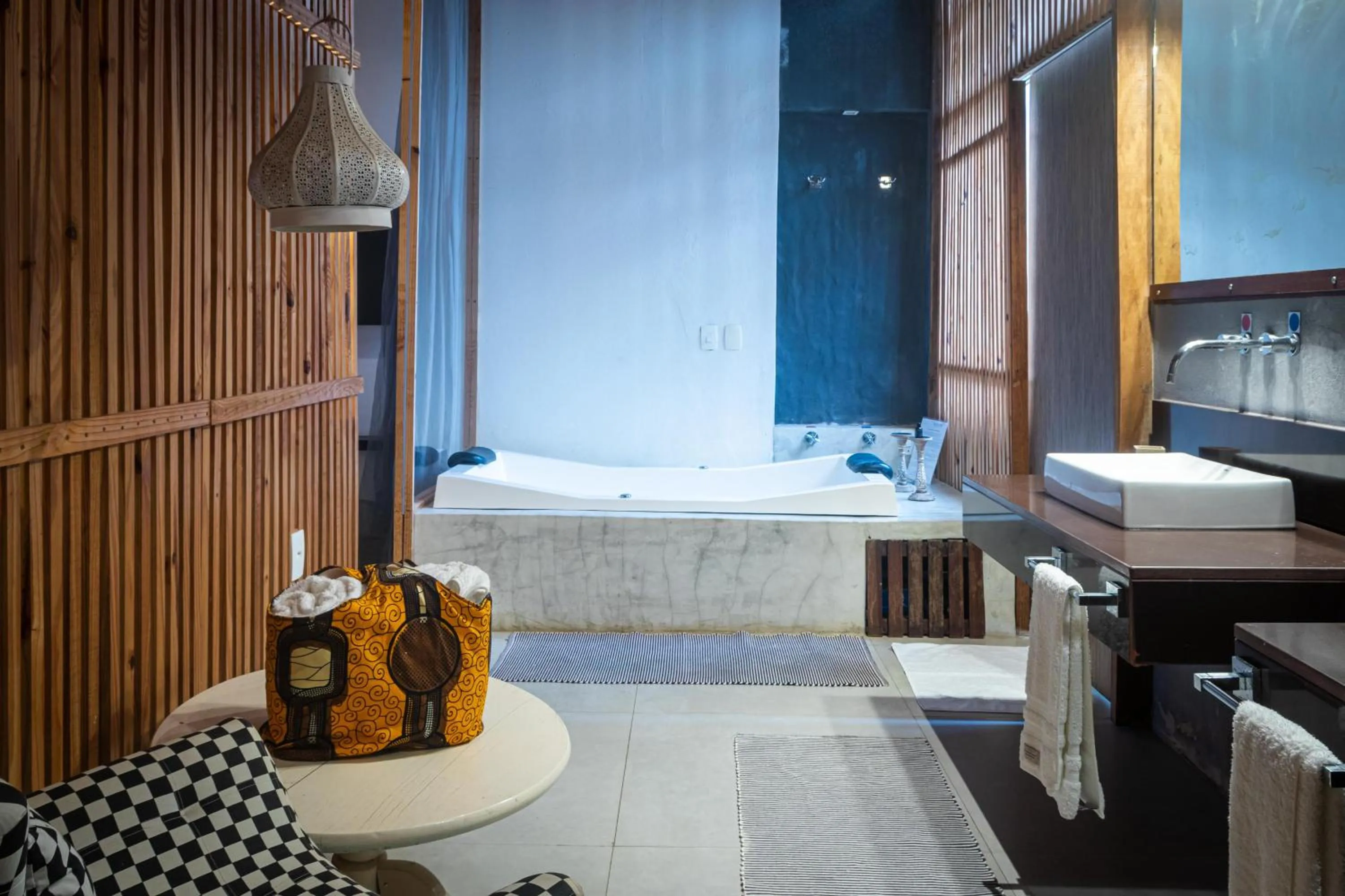 Hot Tub, Bed in Hotel Villaggio Tudo Bom