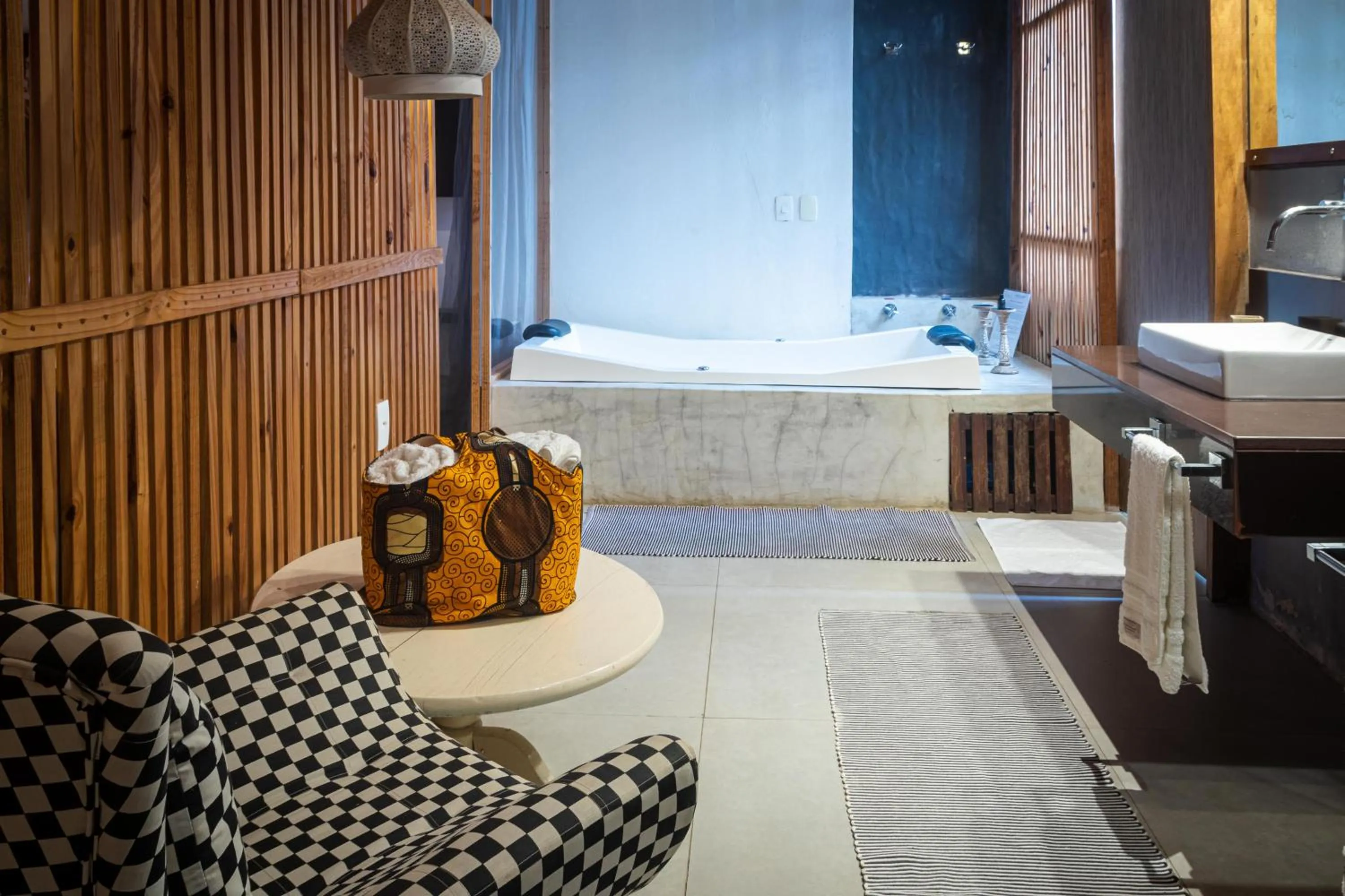 Hot Tub, Bed in Hotel Villaggio Tudo Bom