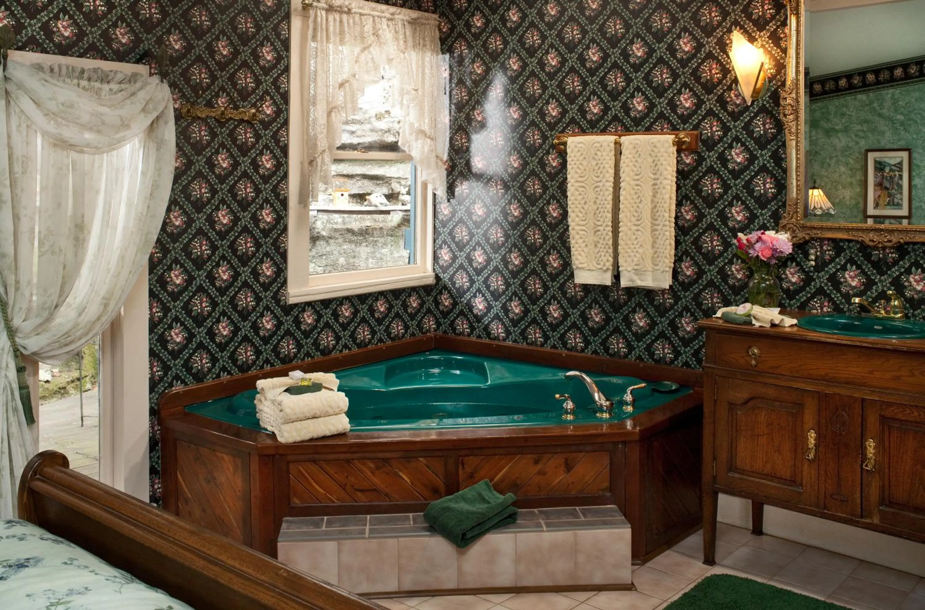 Cliff Cottage Inn, Downtown Bed & Breakfast