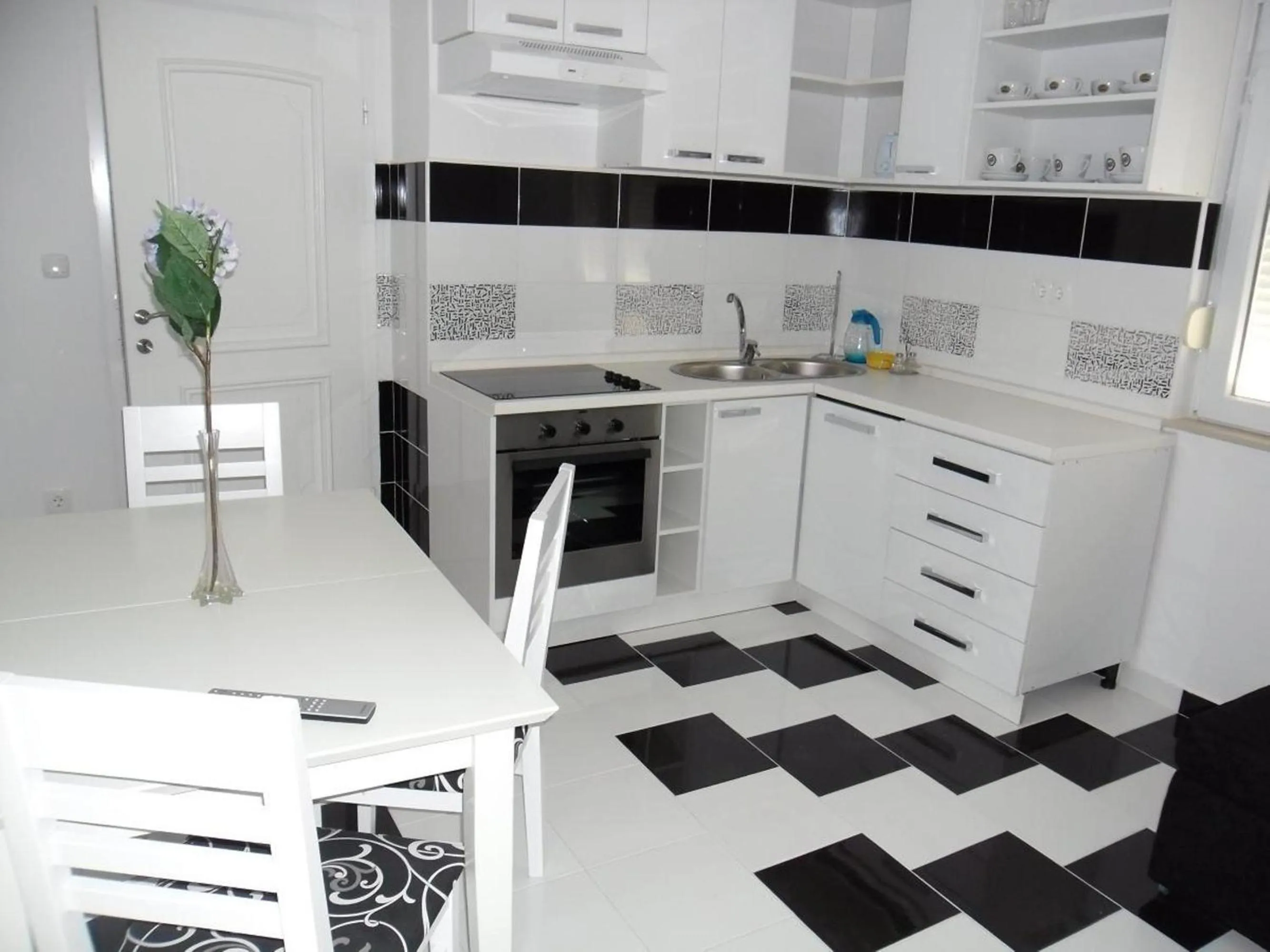 Kitchen or kitchenette in Villa Stegic