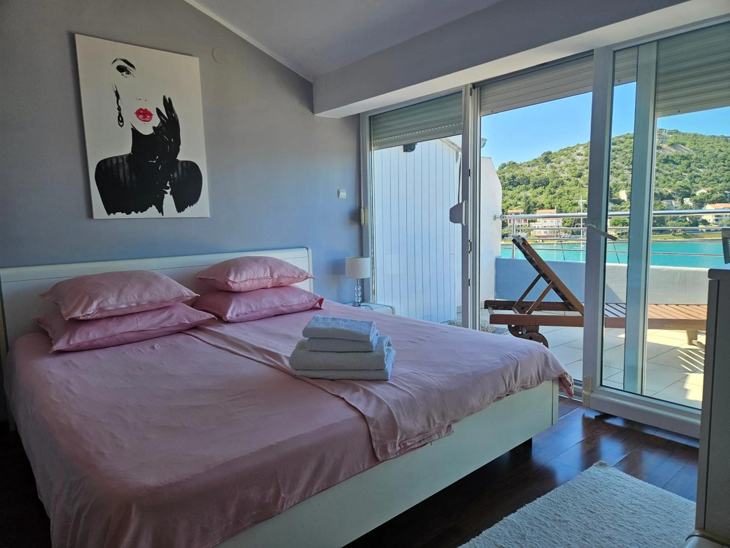 Bed in Villa Stegic