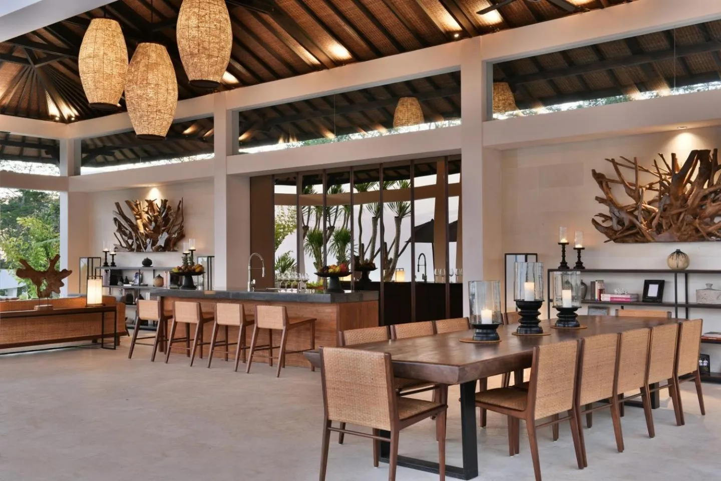Restaurant/places to eat in Alta Vista Mountain Villa Bali