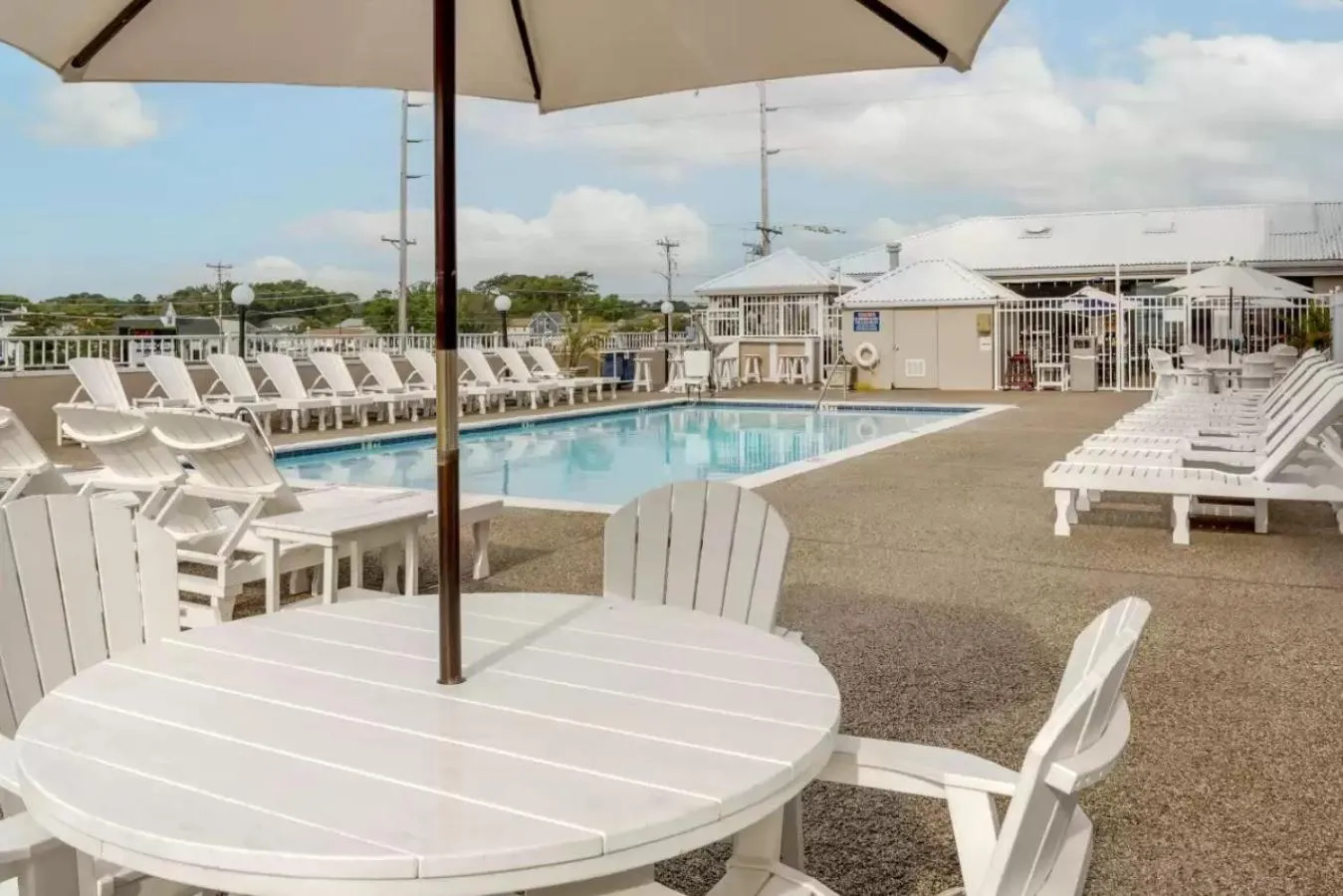 Swimming pool in Quality Inn & Suites Ocean City Fenwick
