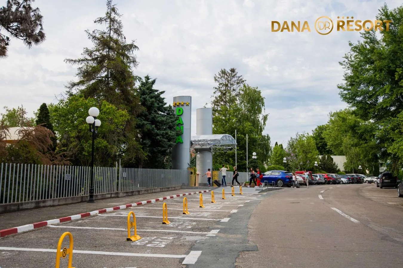 Parking in Hotel Dana Resort