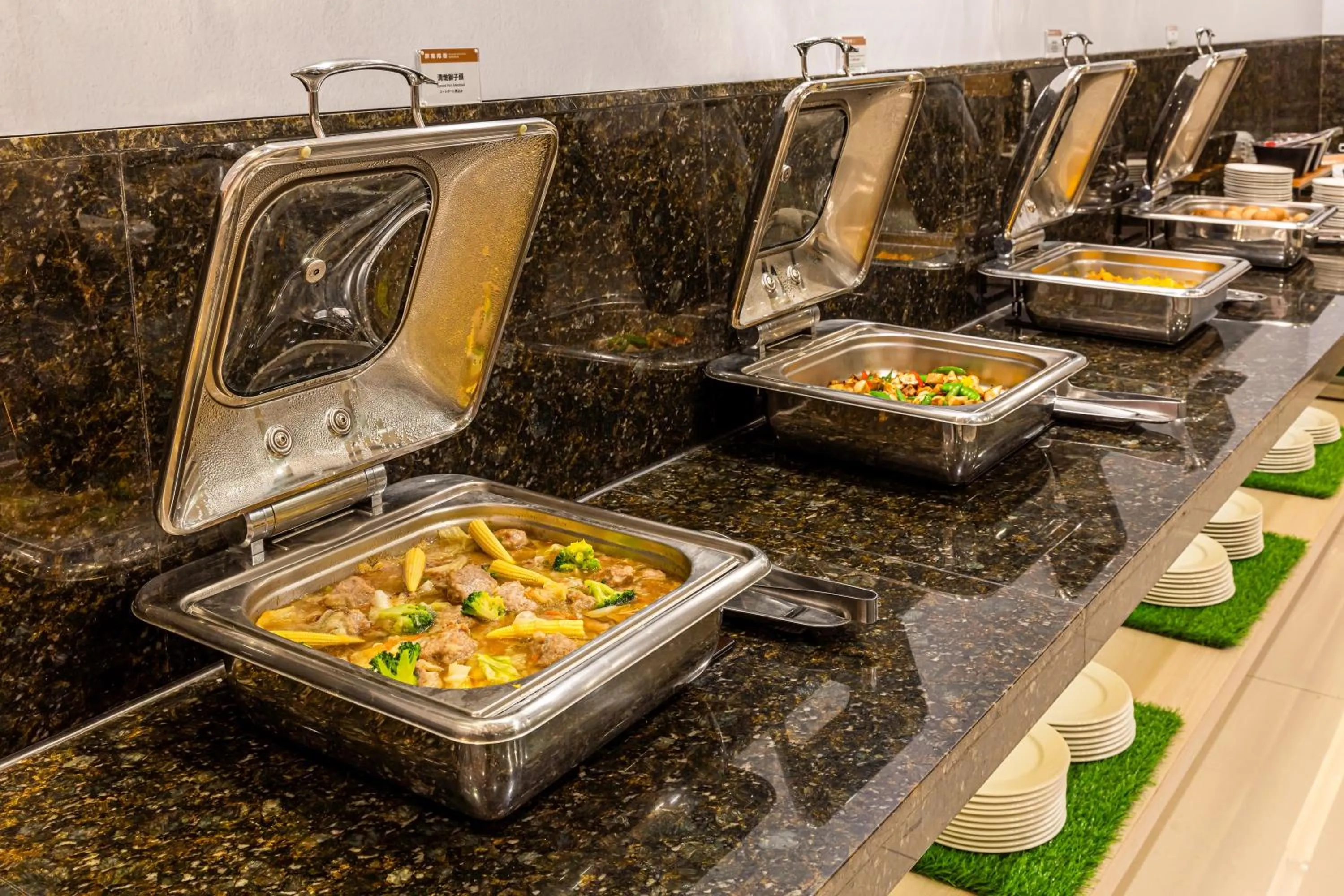 Buffet breakfast in CHECK inn Taichung Ziyou