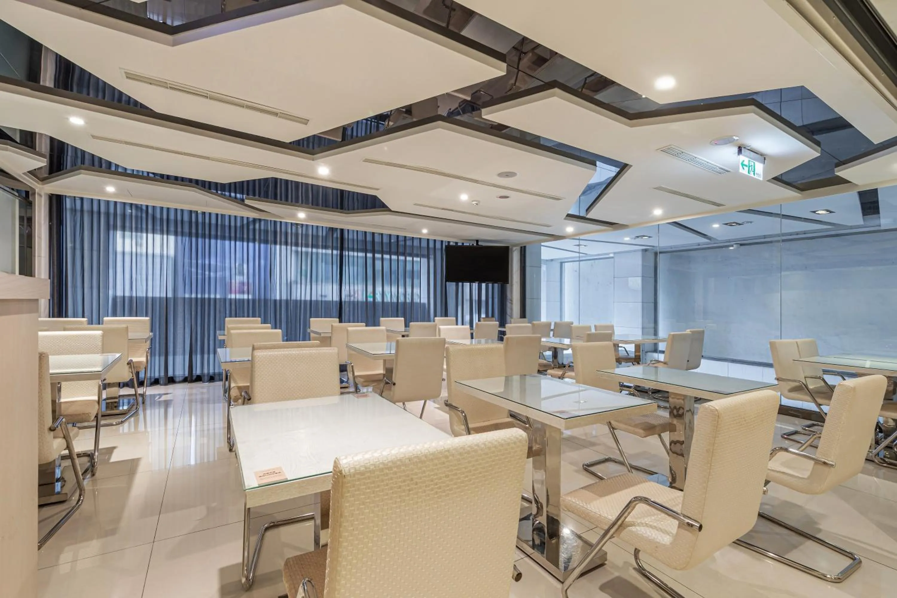 Breakfast in CHECK inn Taichung Ziyou