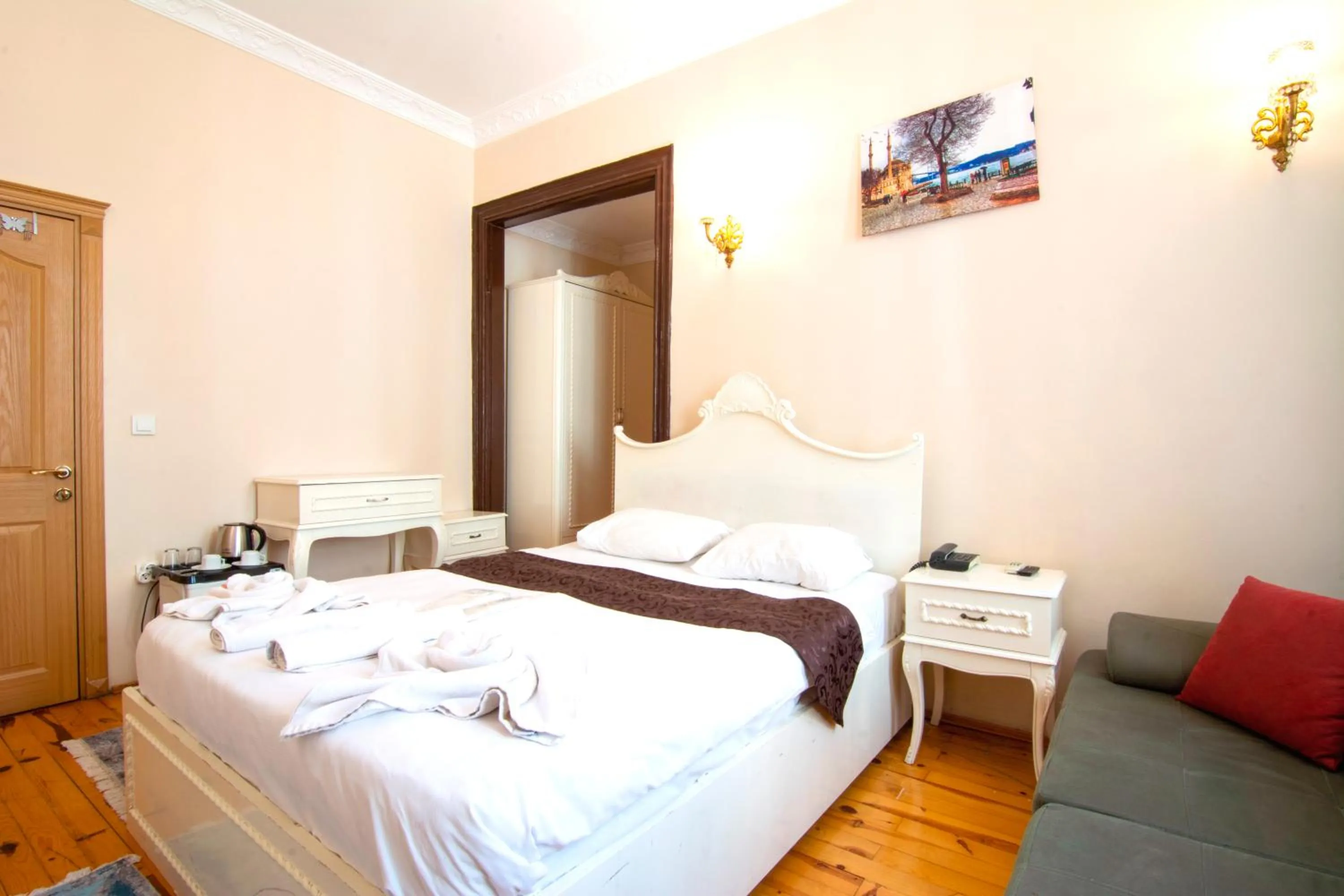 Bedroom, Bed in Gedikpasa Konagi Hotel