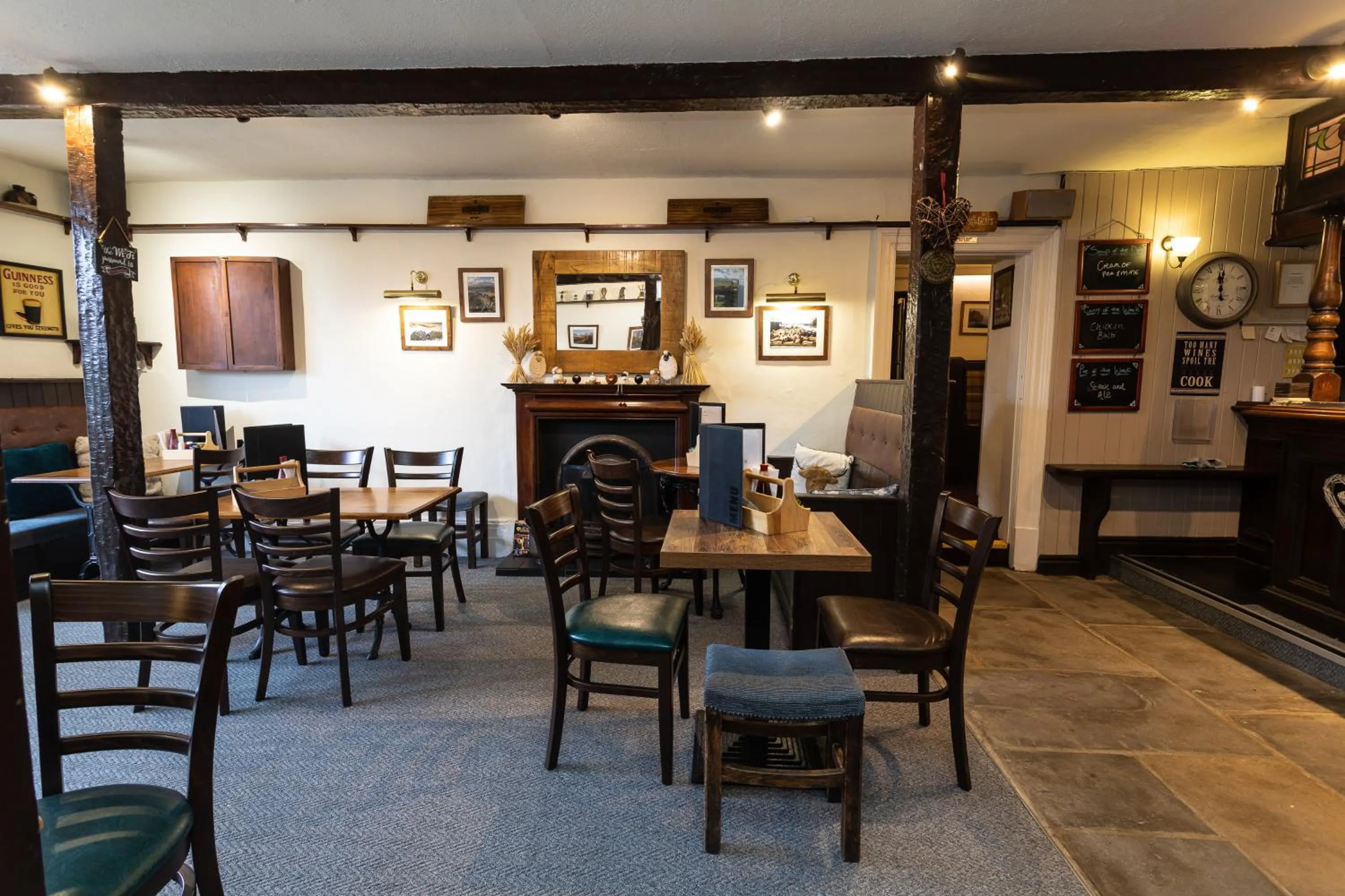 Restaurant/places to eat in The Wheatsheaf Inn