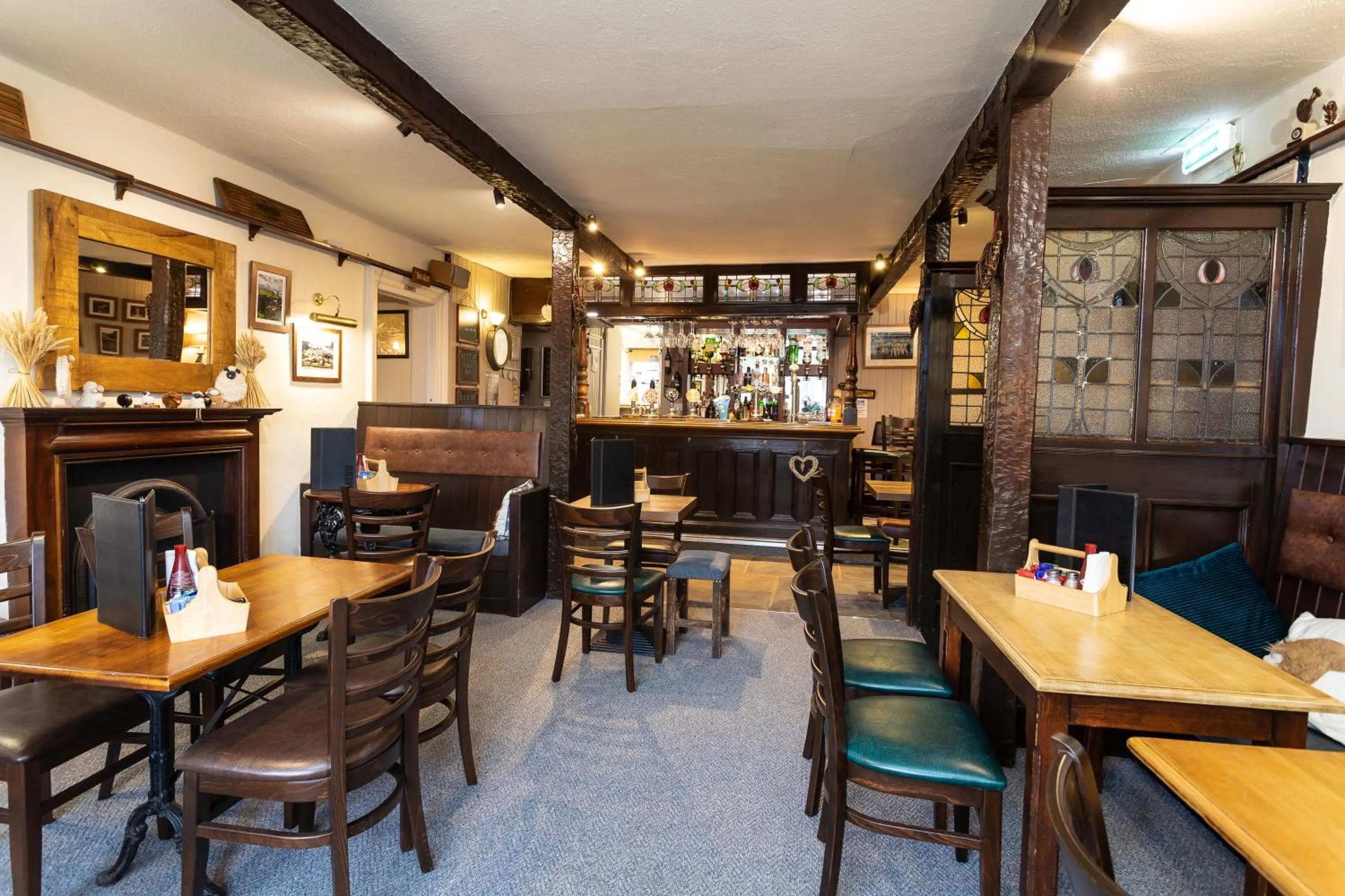 Restaurant/places to eat in The Wheatsheaf Inn
