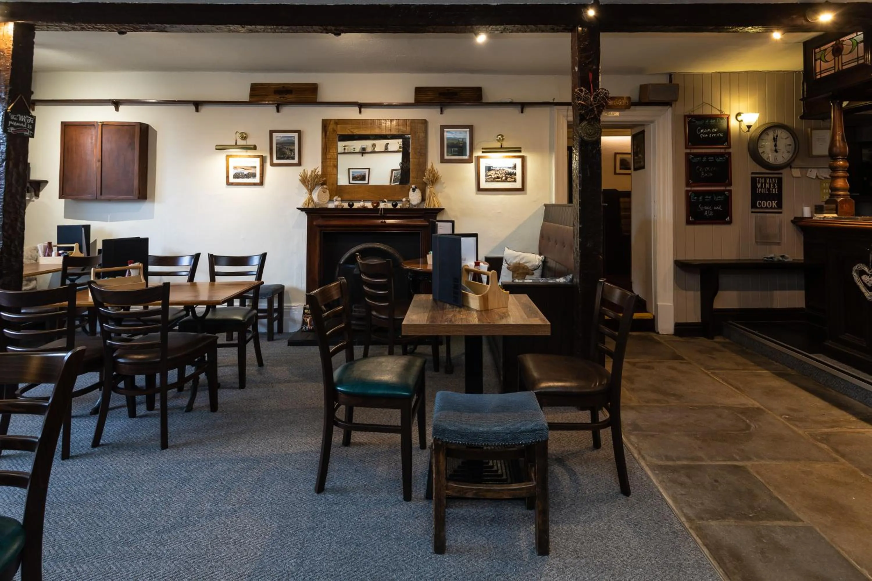 Restaurant/places to eat in The Wheatsheaf Inn