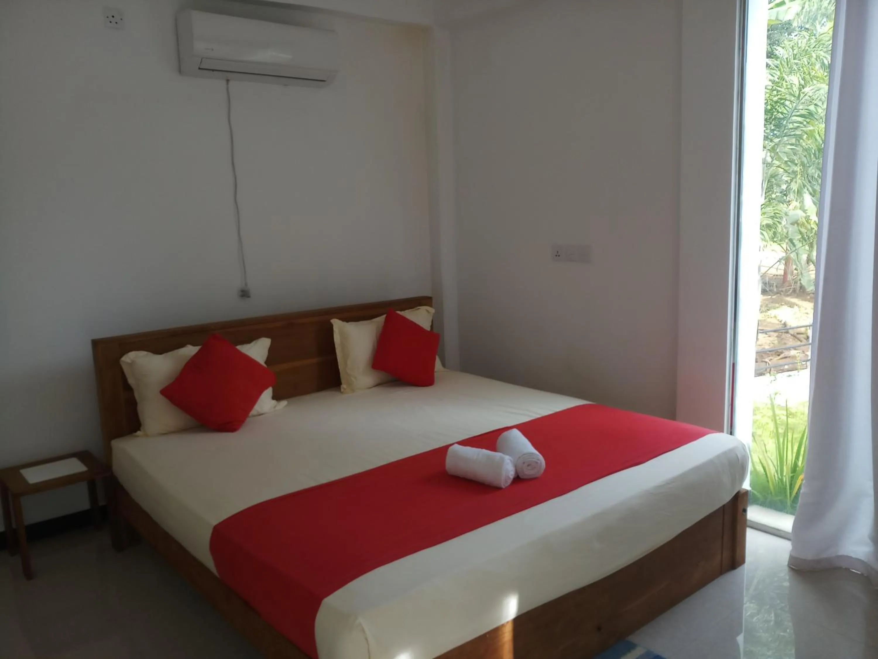 Bedroom, Bed in Cassia Udawalawe