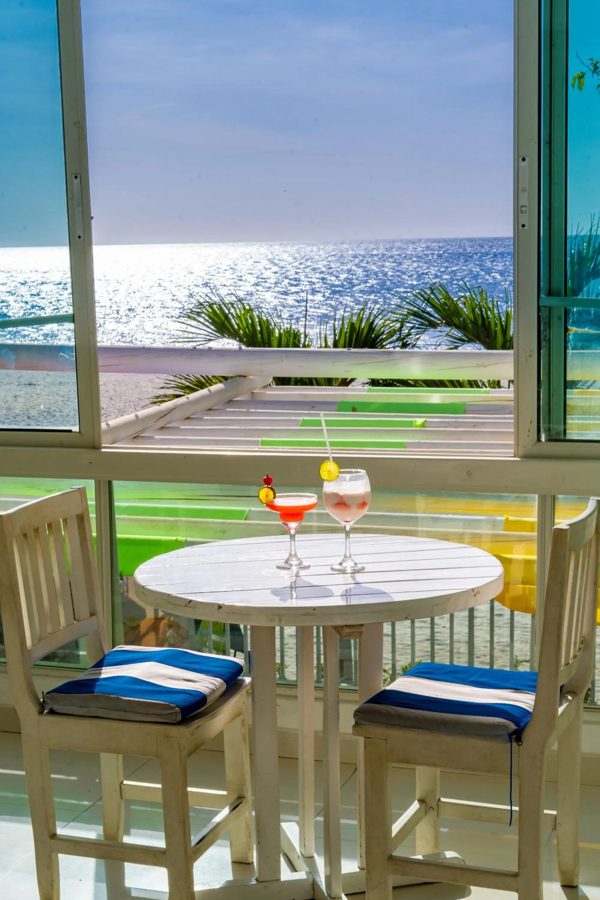 Area and facilities in Hotel Santorini Resort