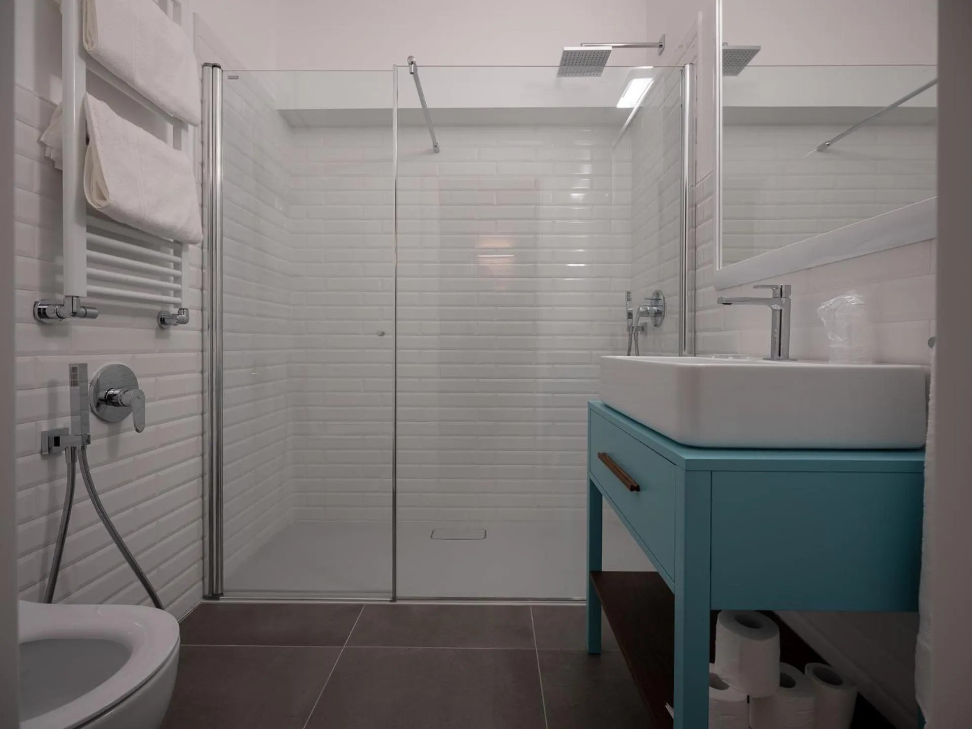 Shower in Glocal Torbole