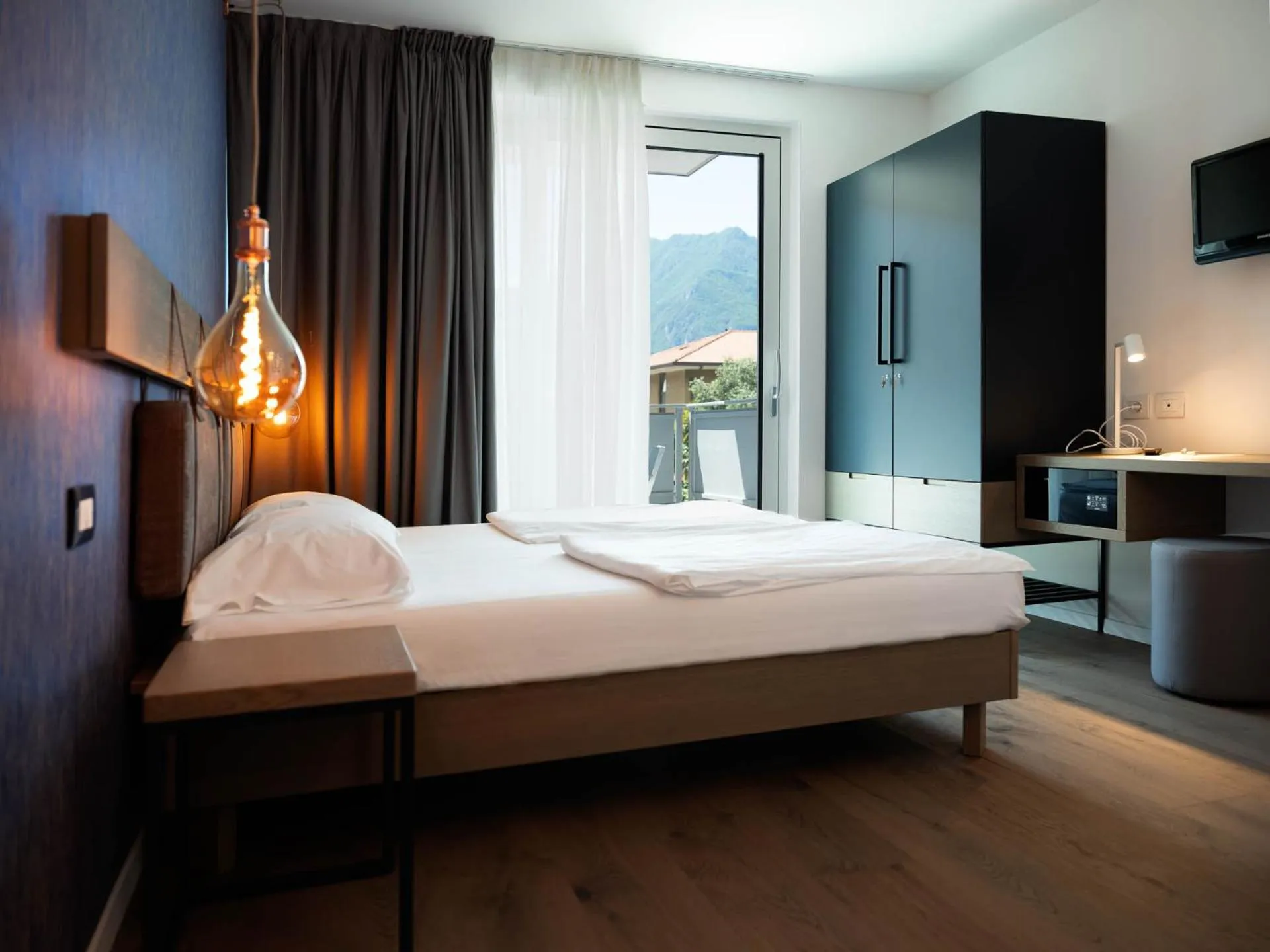 Bedroom, Bed in Glocal Torbole